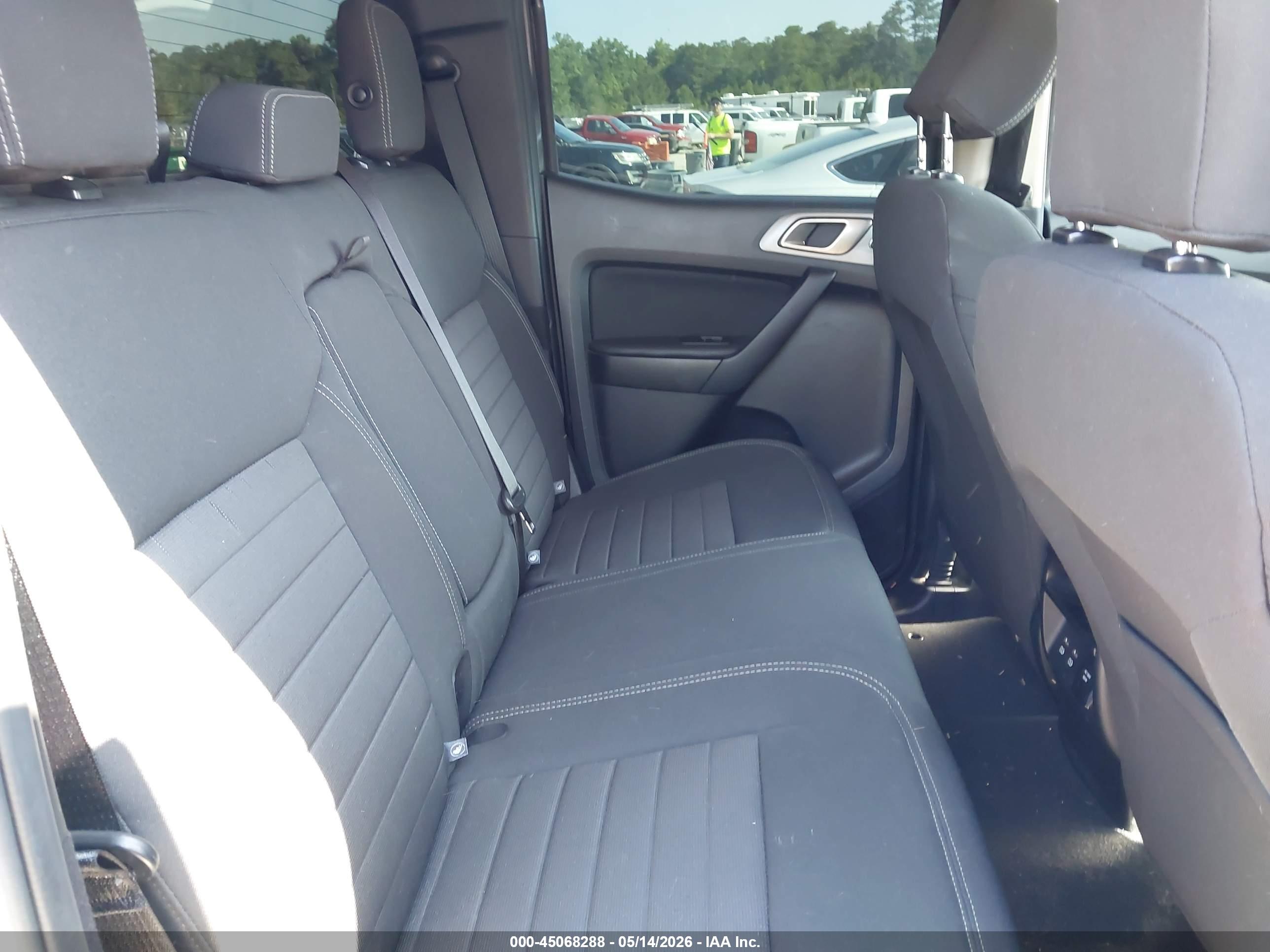 FORD RANGER image 8