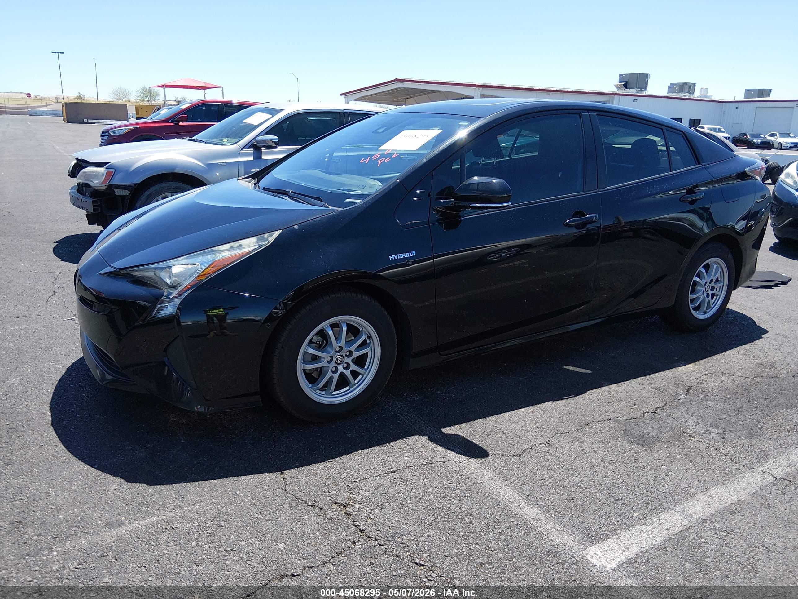 TOYOTA PRIUS image 2