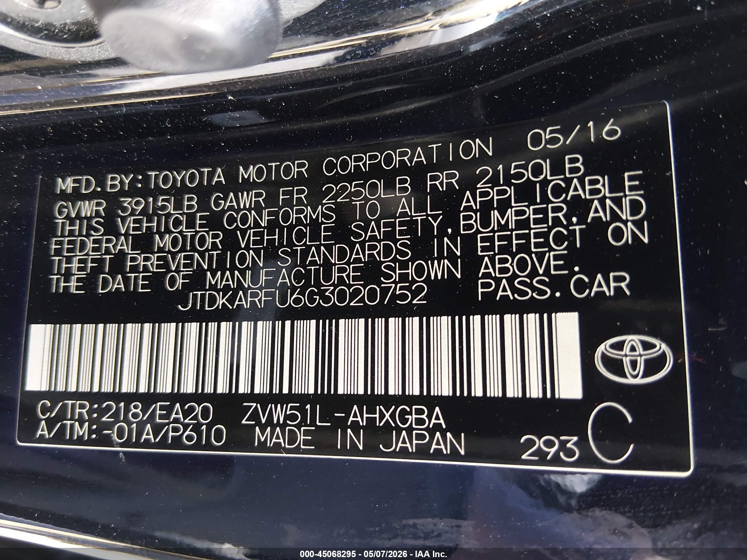 TOYOTA PRIUS image 9