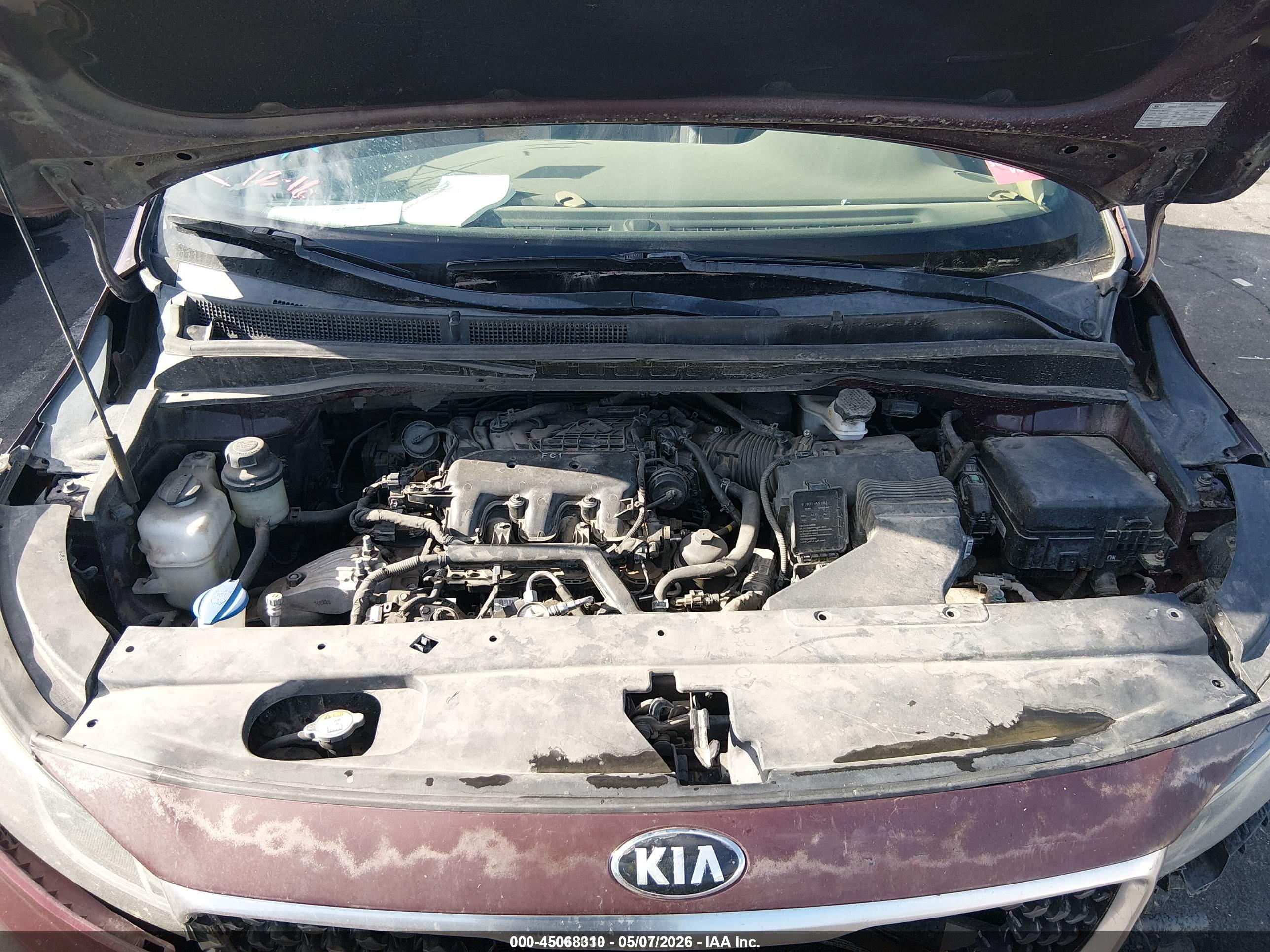 KIA SEDONA image 10