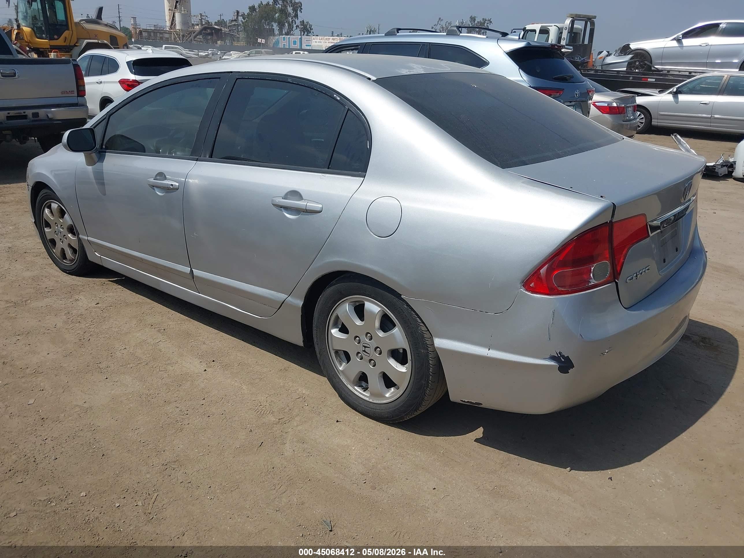 HONDA CIVIC image 3