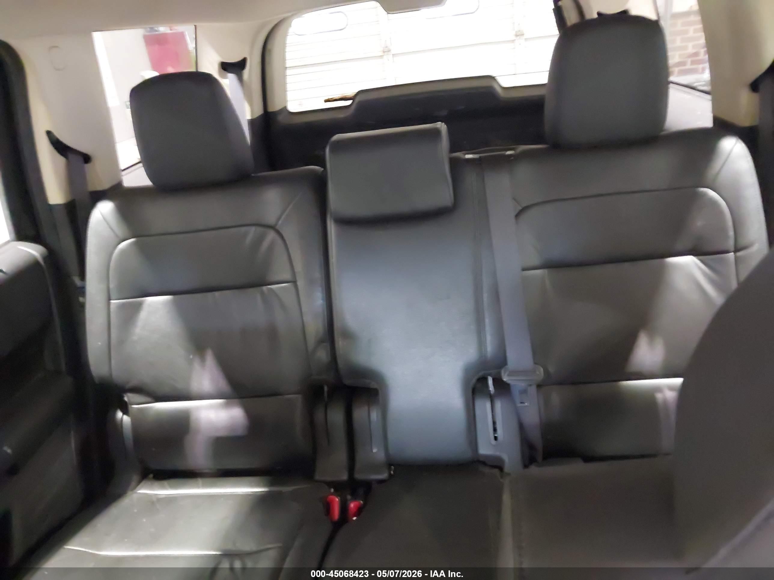 FORD FLEX image 8