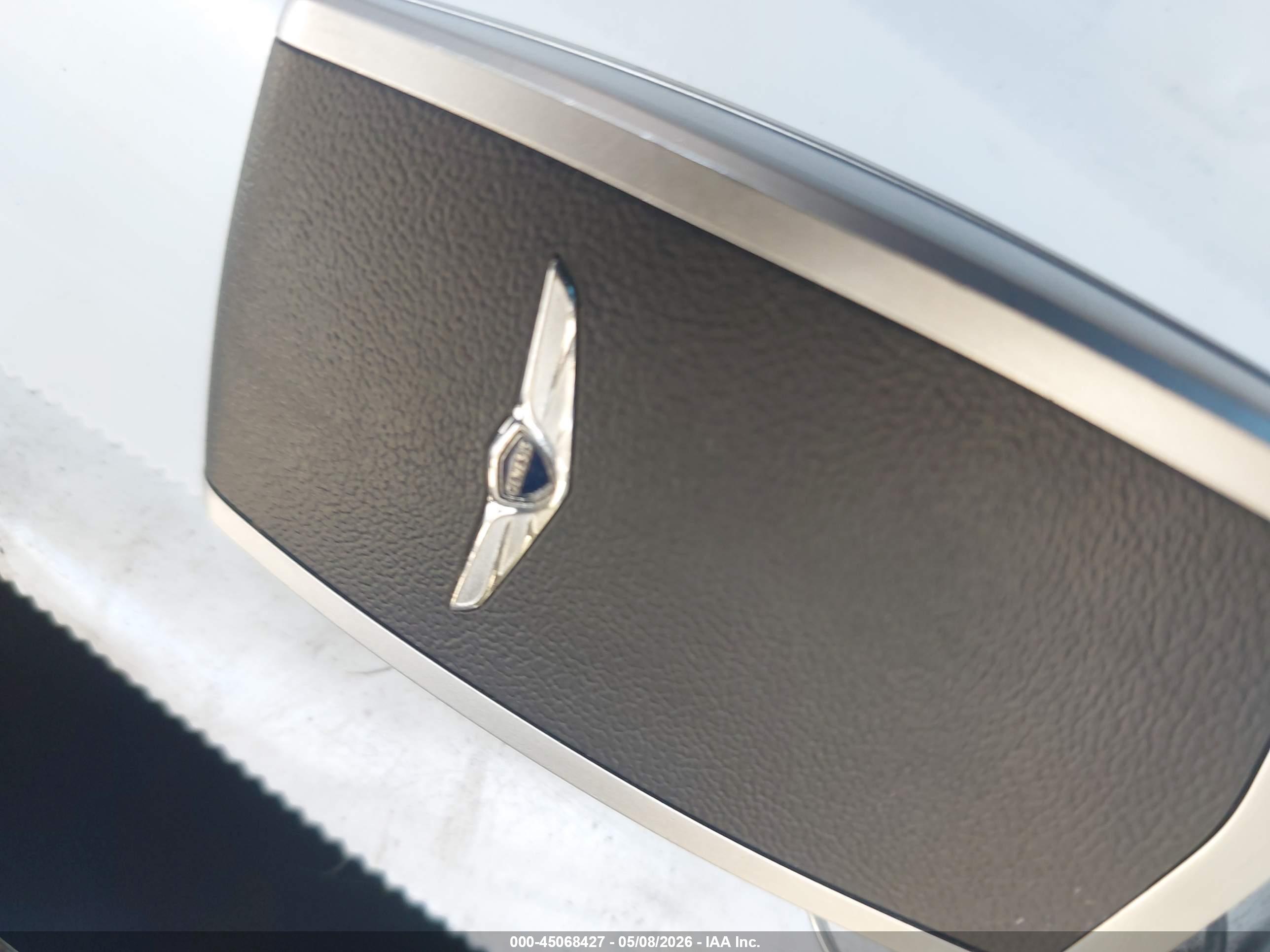 GENESIS G80 image 11