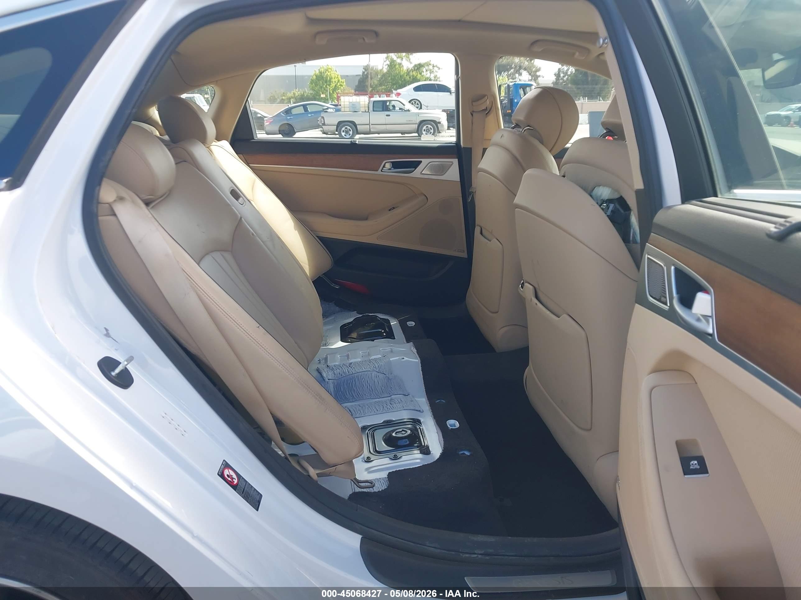 GENESIS G80 image 8