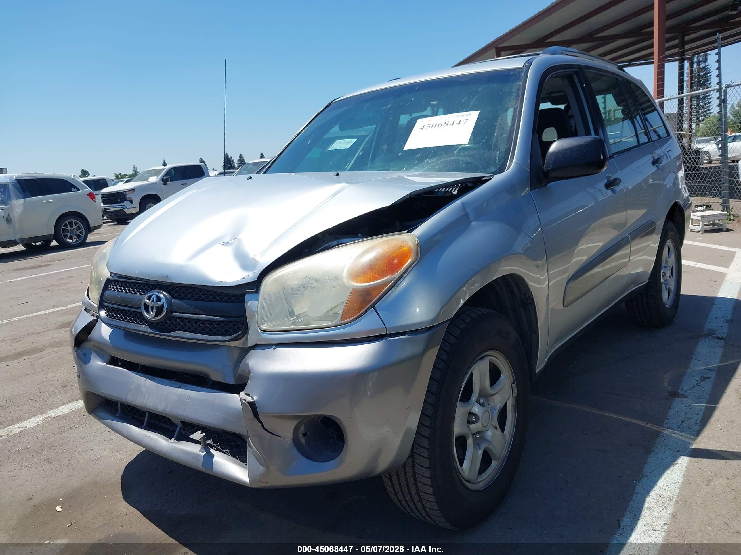 TOYOTA RAV4 image 2
