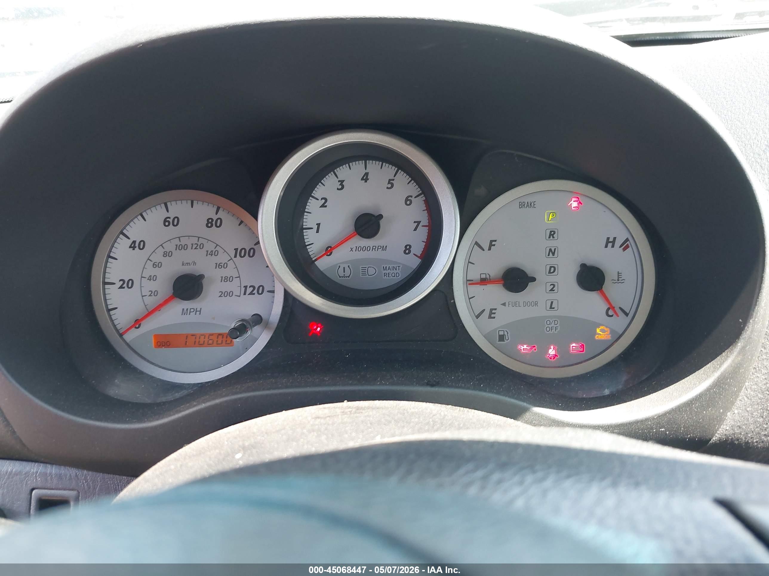 TOYOTA RAV4 image 7