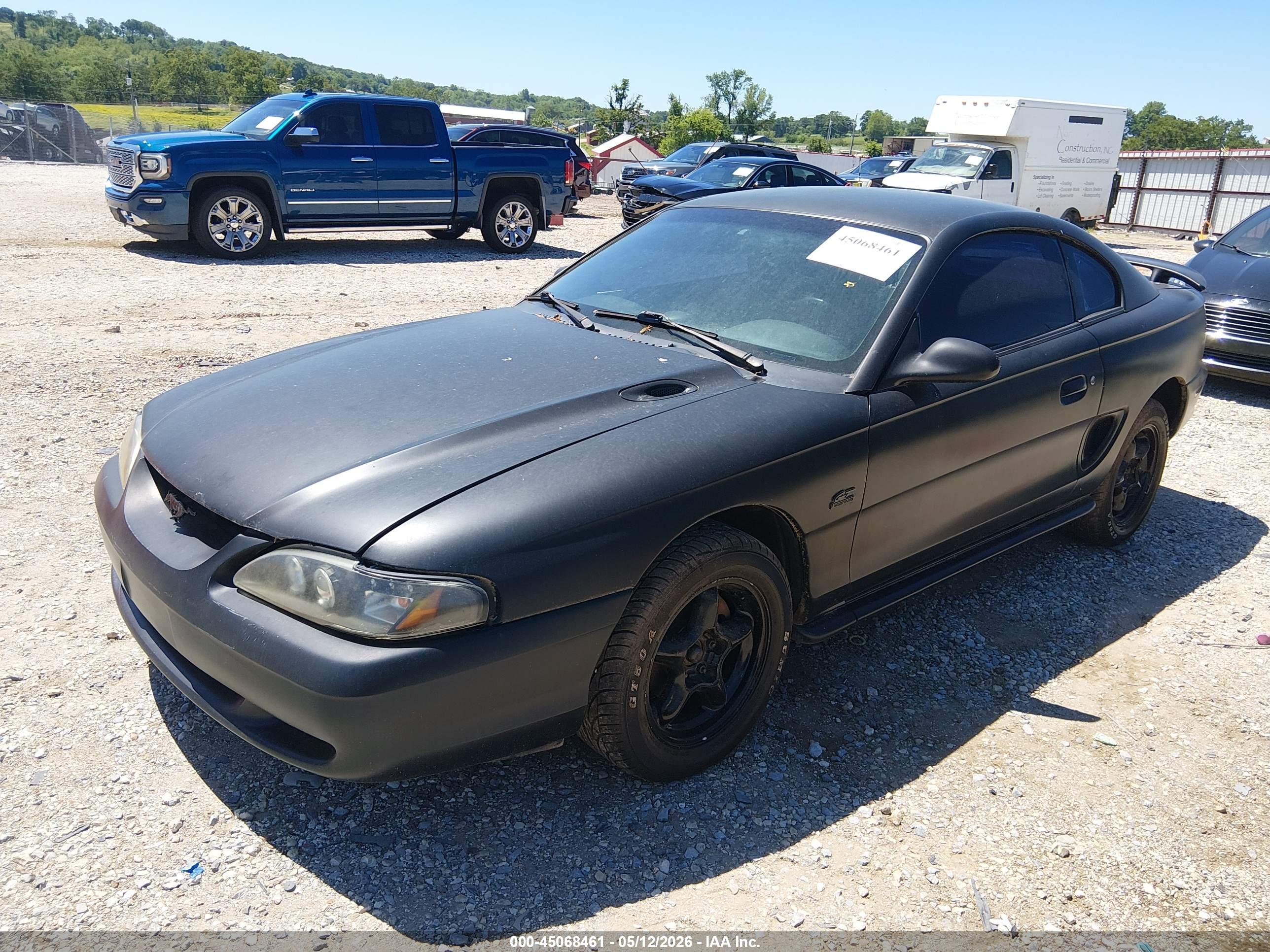 FORD MUSTANG image 2