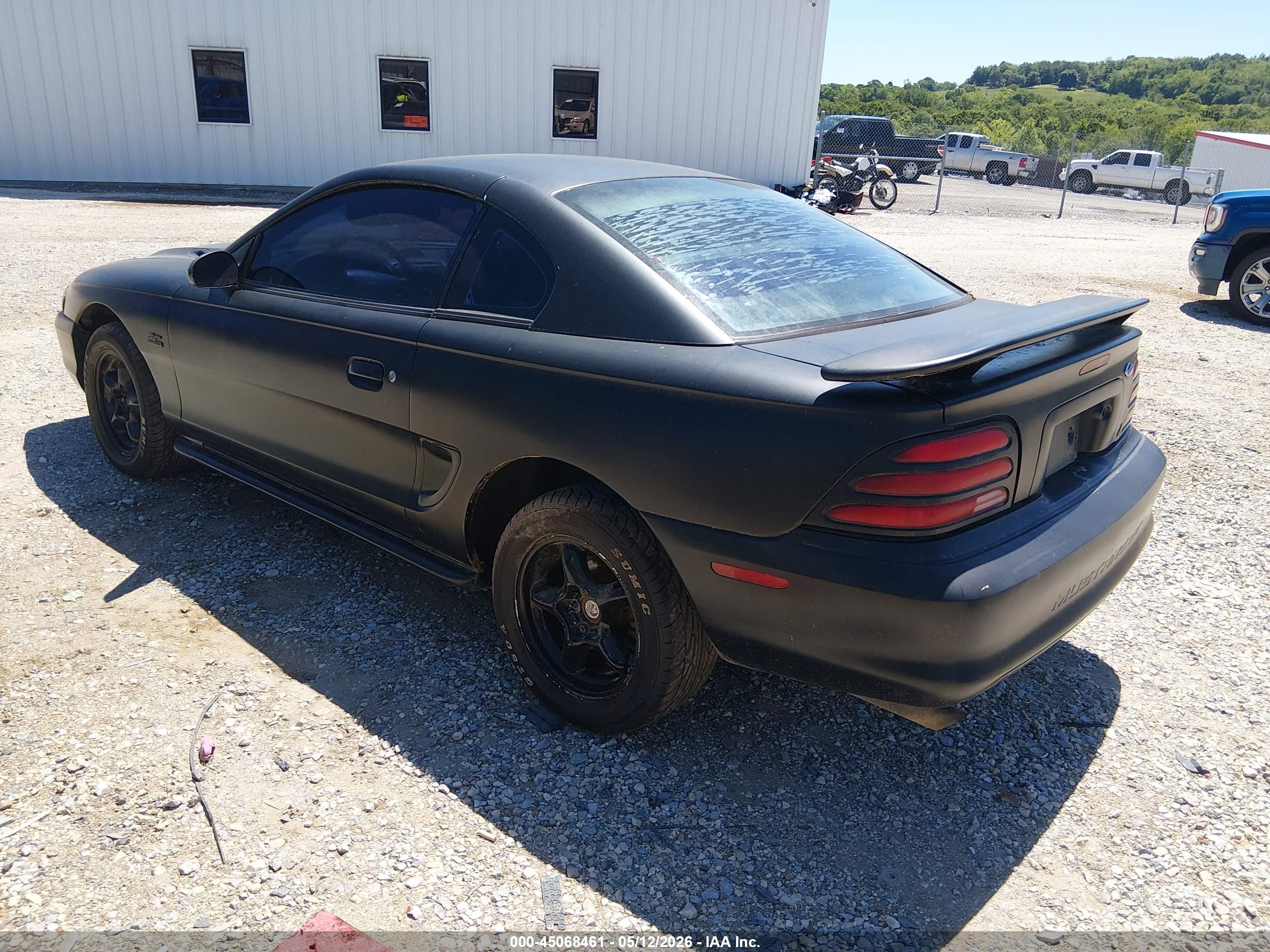 FORD MUSTANG image 3