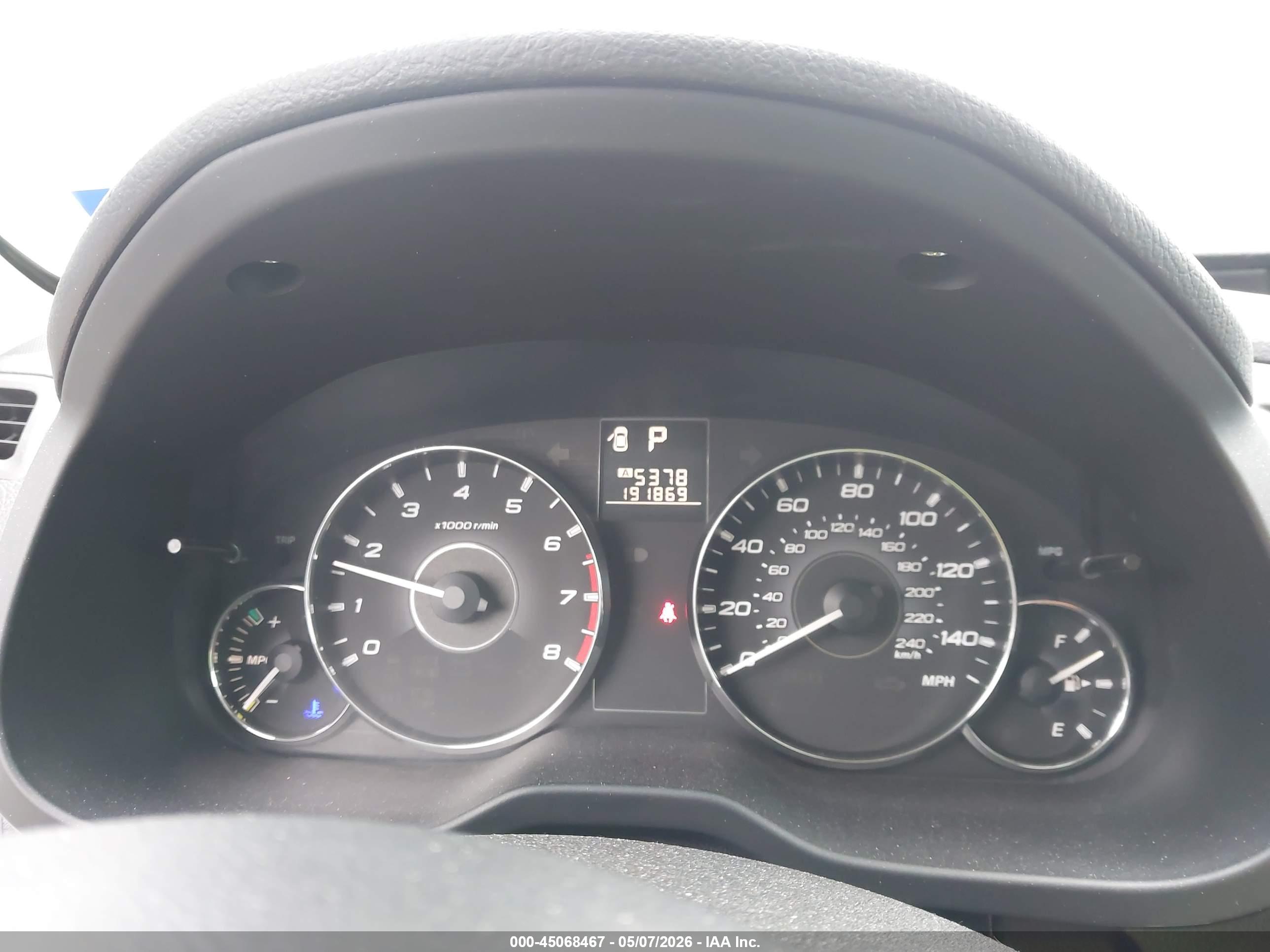 SUBARU OUTBACK image 7