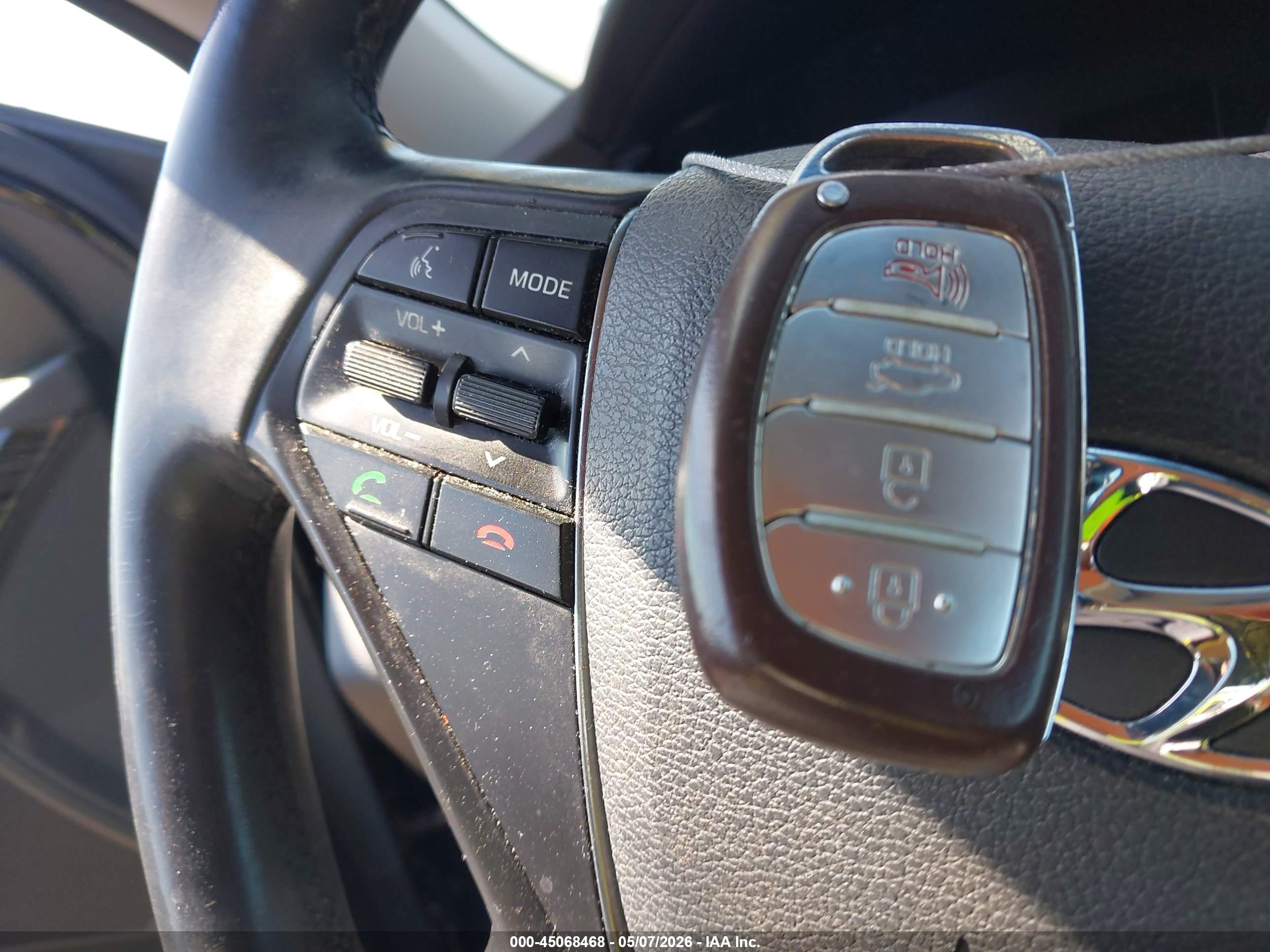 HYUNDAI SONATA image 11