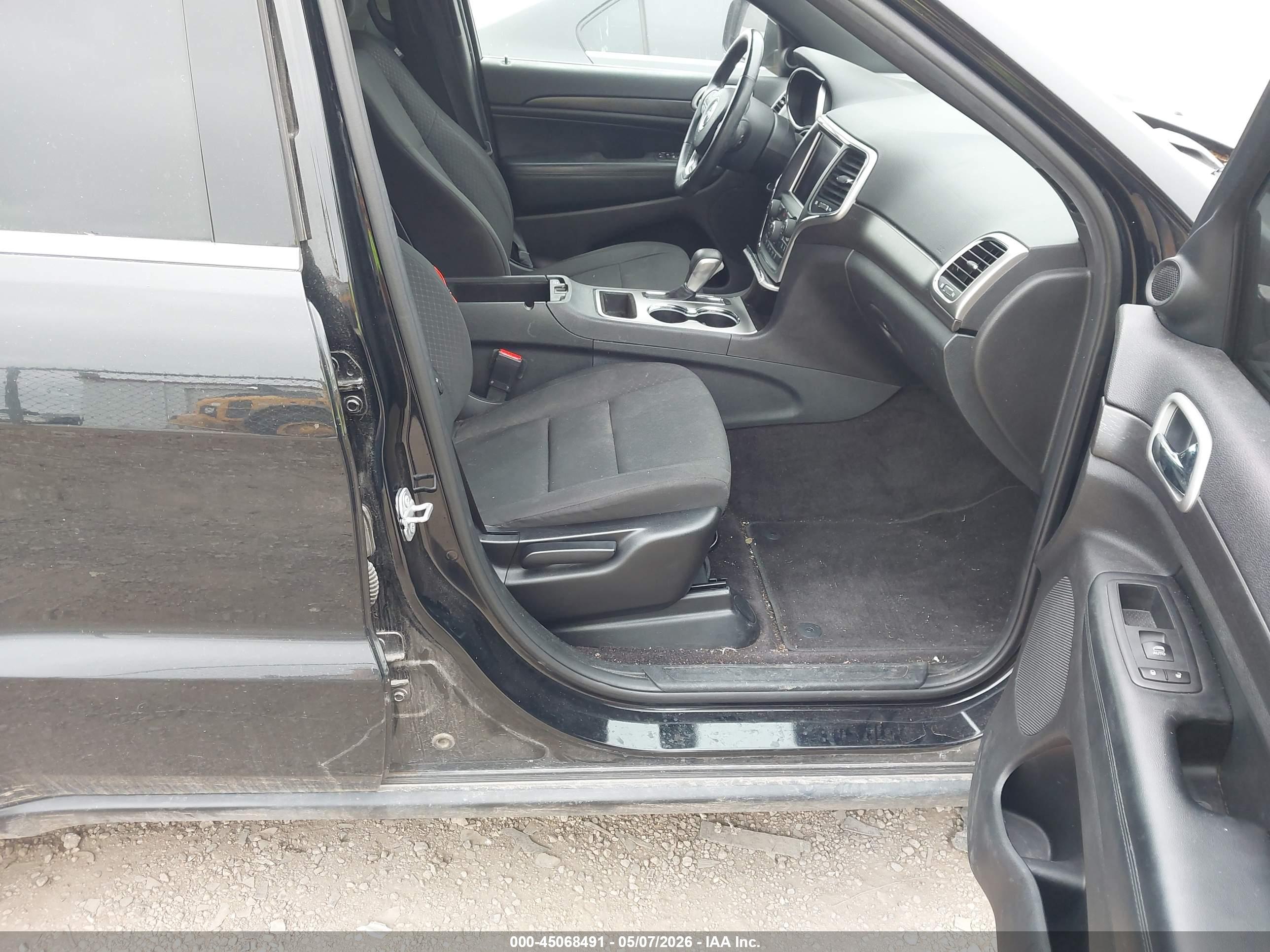 JEEP GRAND image 5