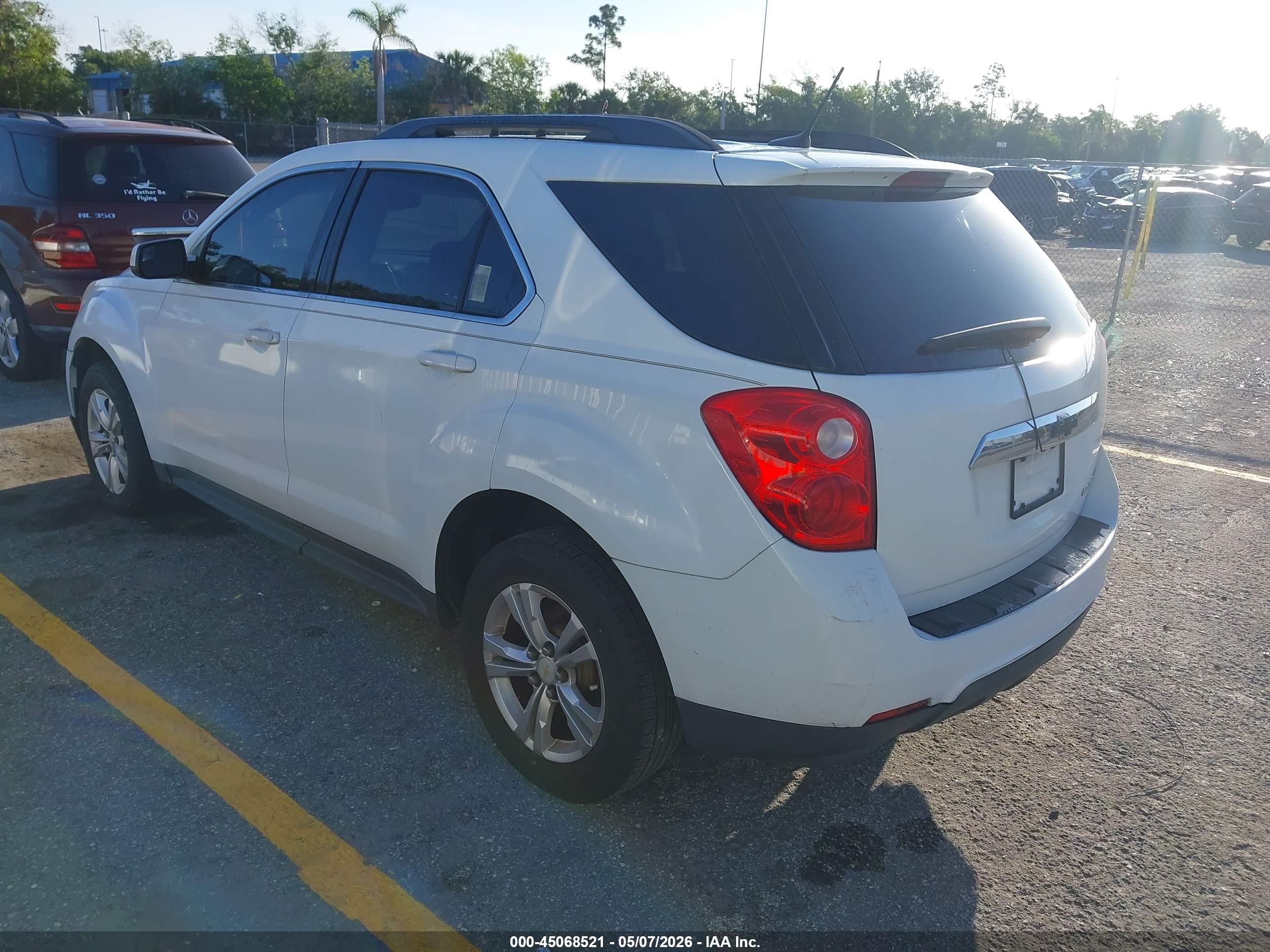 CHEVROLET EQUINOX image 3