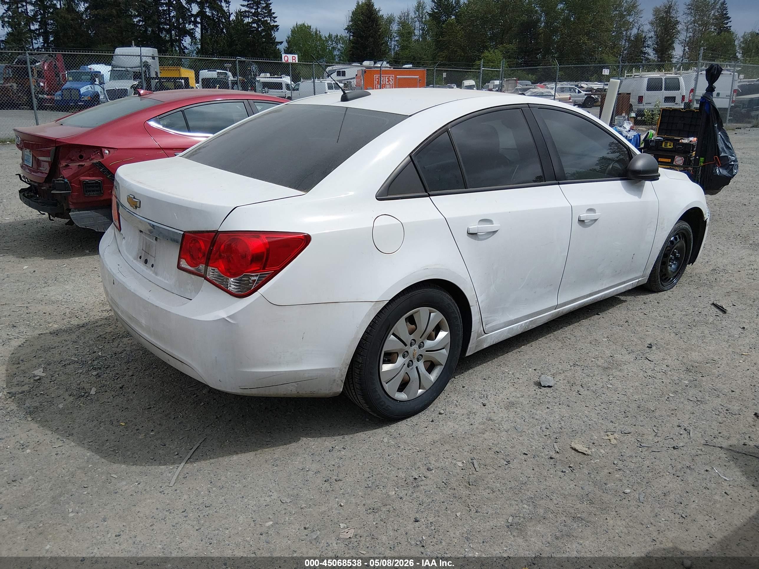 CHEVROLET CRUZE image 4