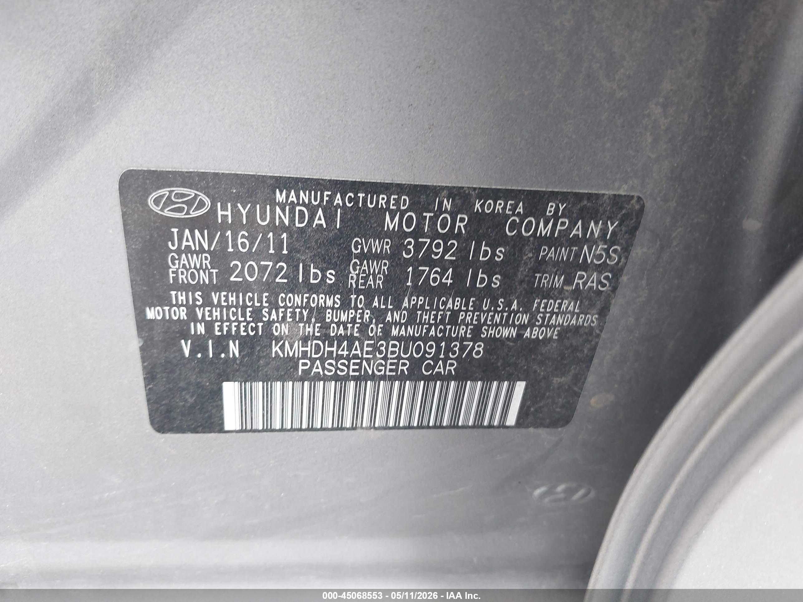 HYUNDAI ELANTRA image 9