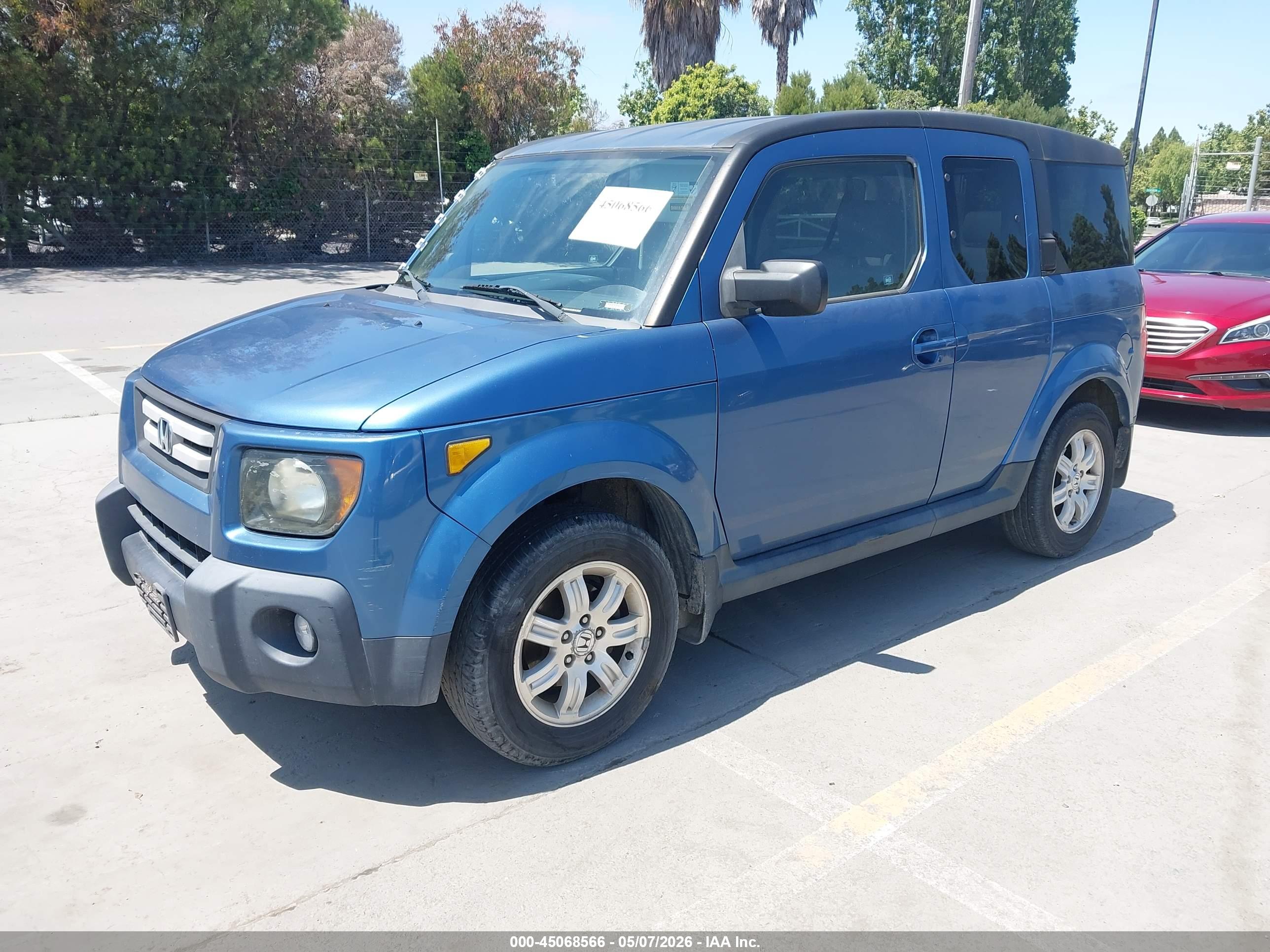 HONDA ELEMENT image 2