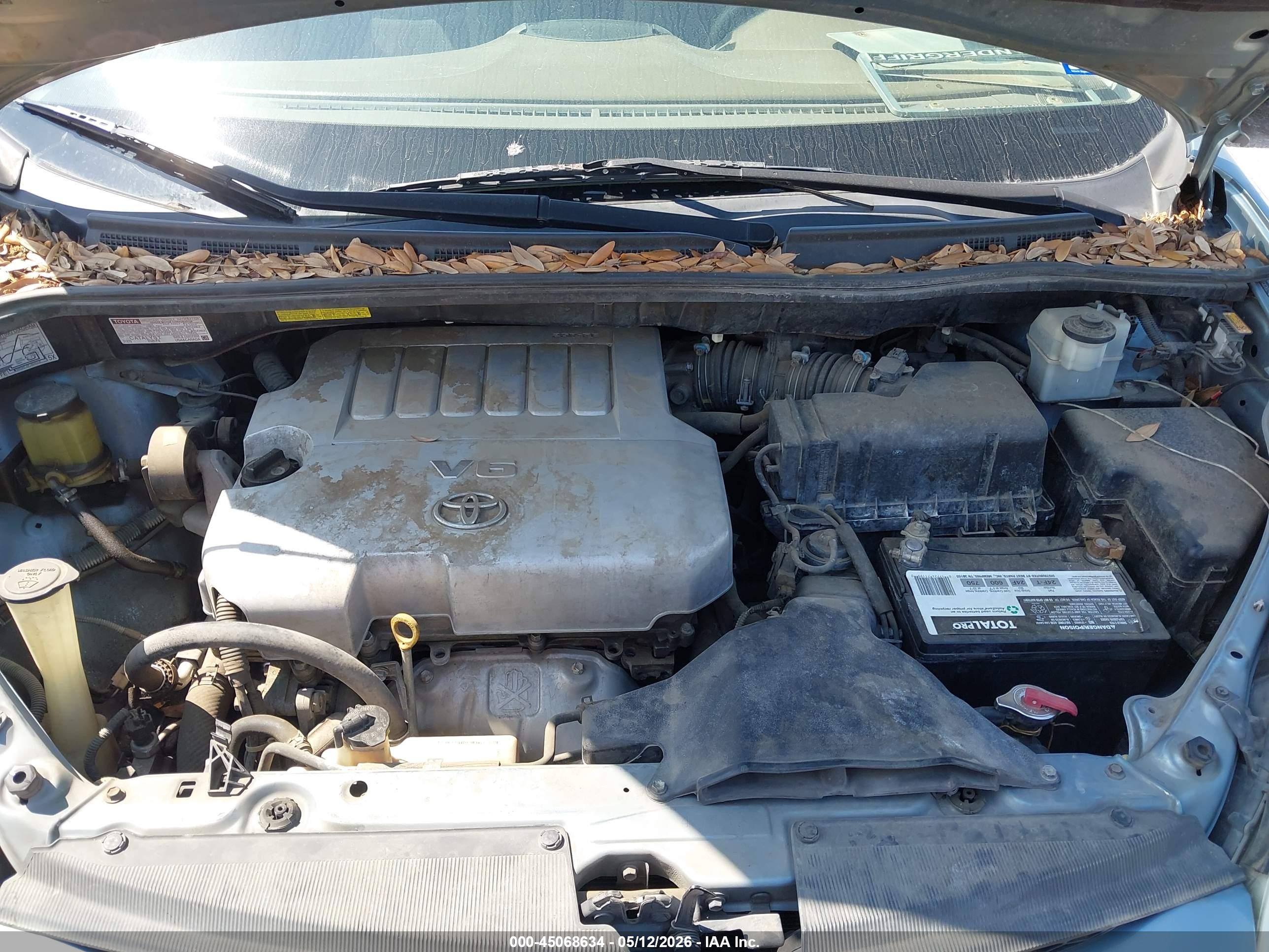 TOYOTA SIENNA image 10