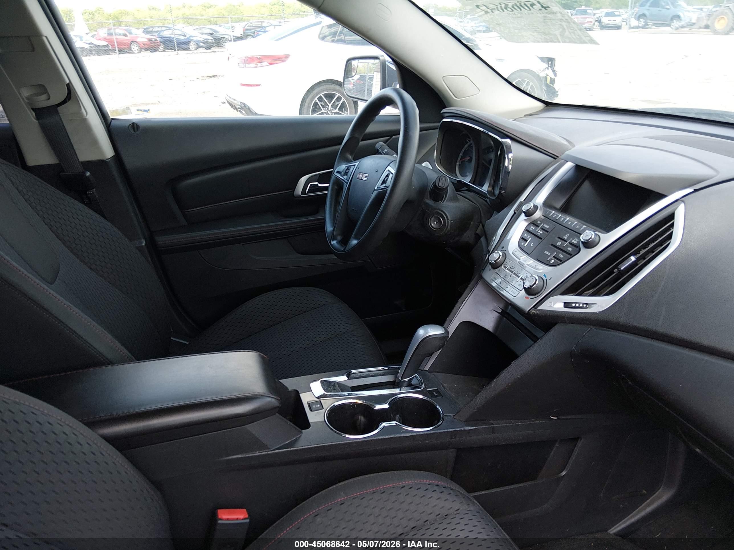 GMC TERRAIN image 5