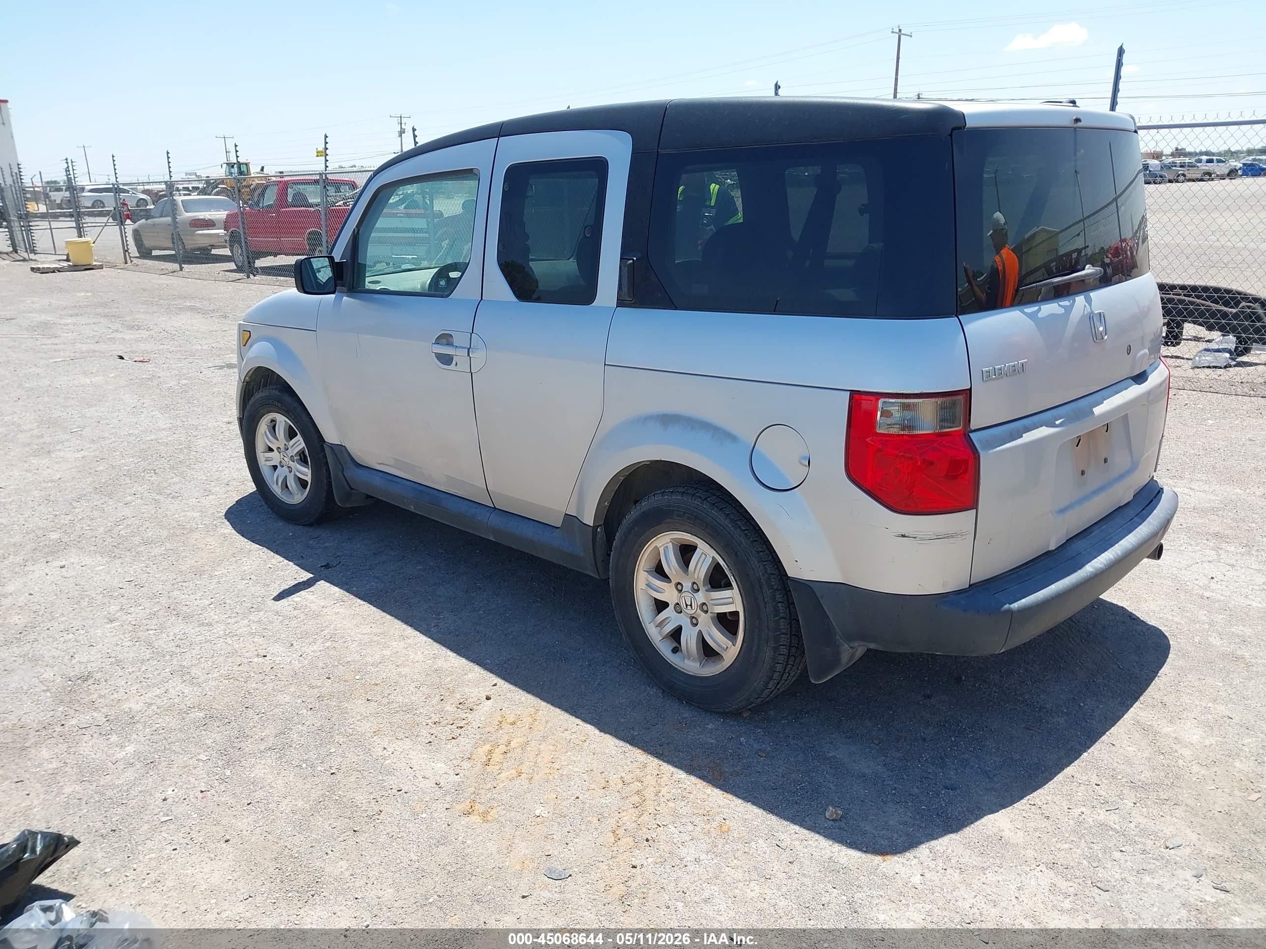 HONDA ELEMENT image 3