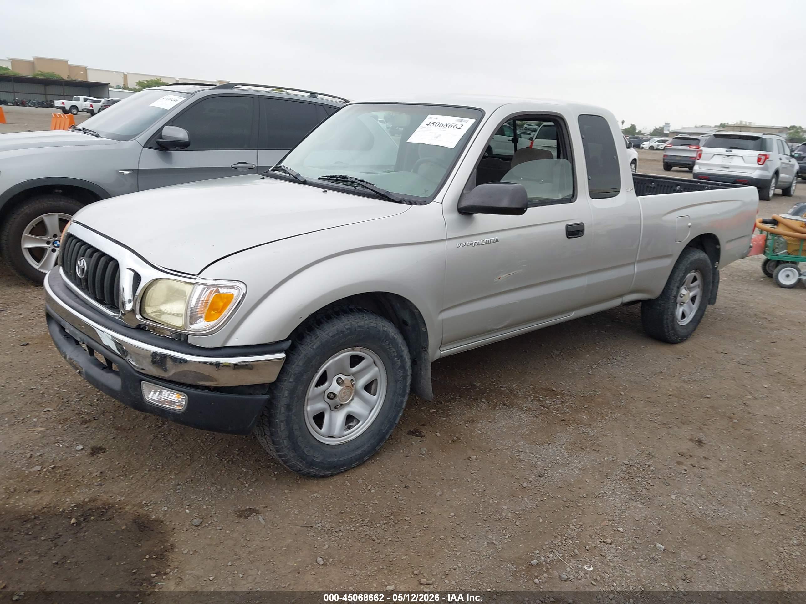 TOYOTA TACOMA image 2