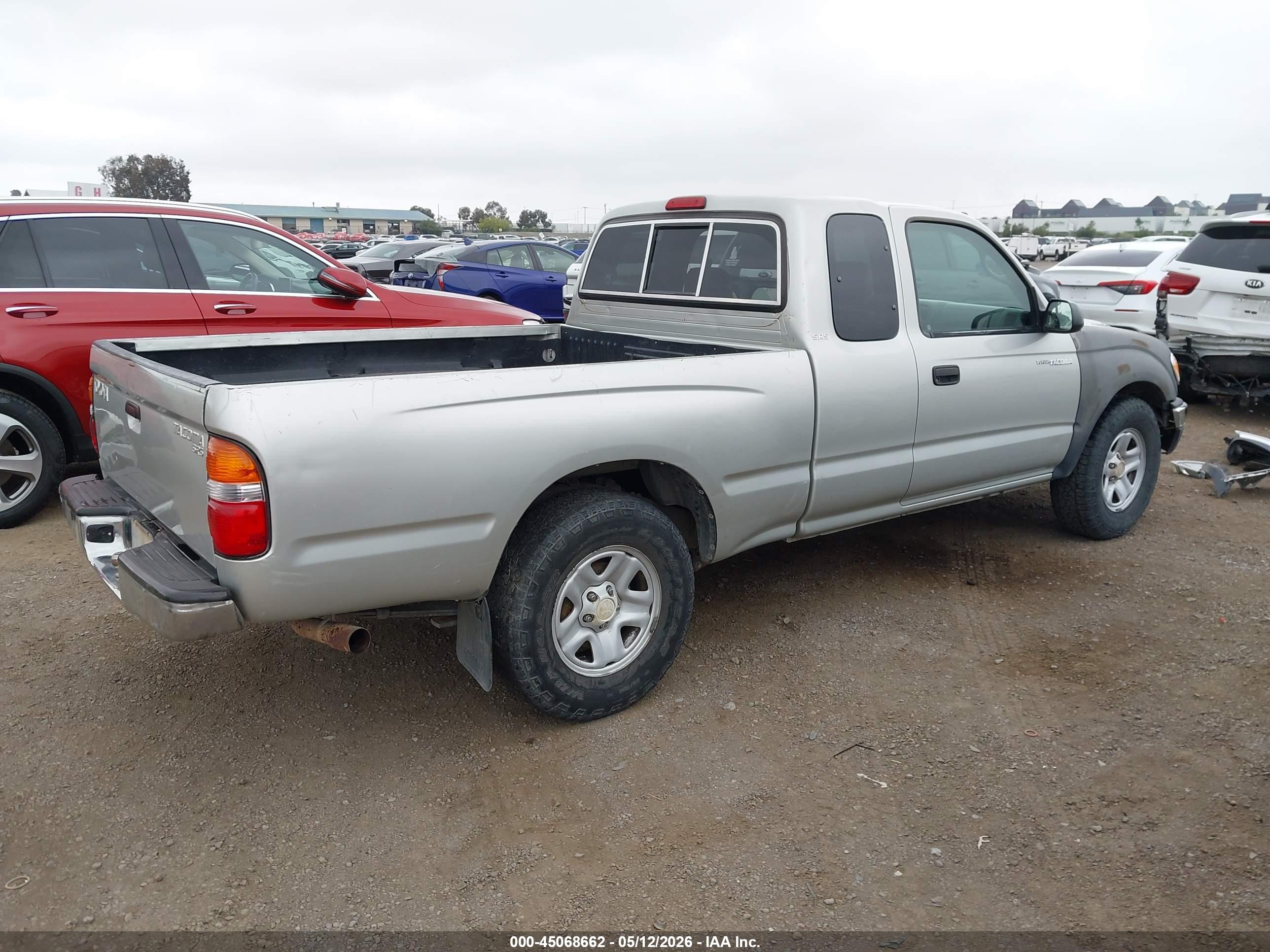 TOYOTA TACOMA image 4