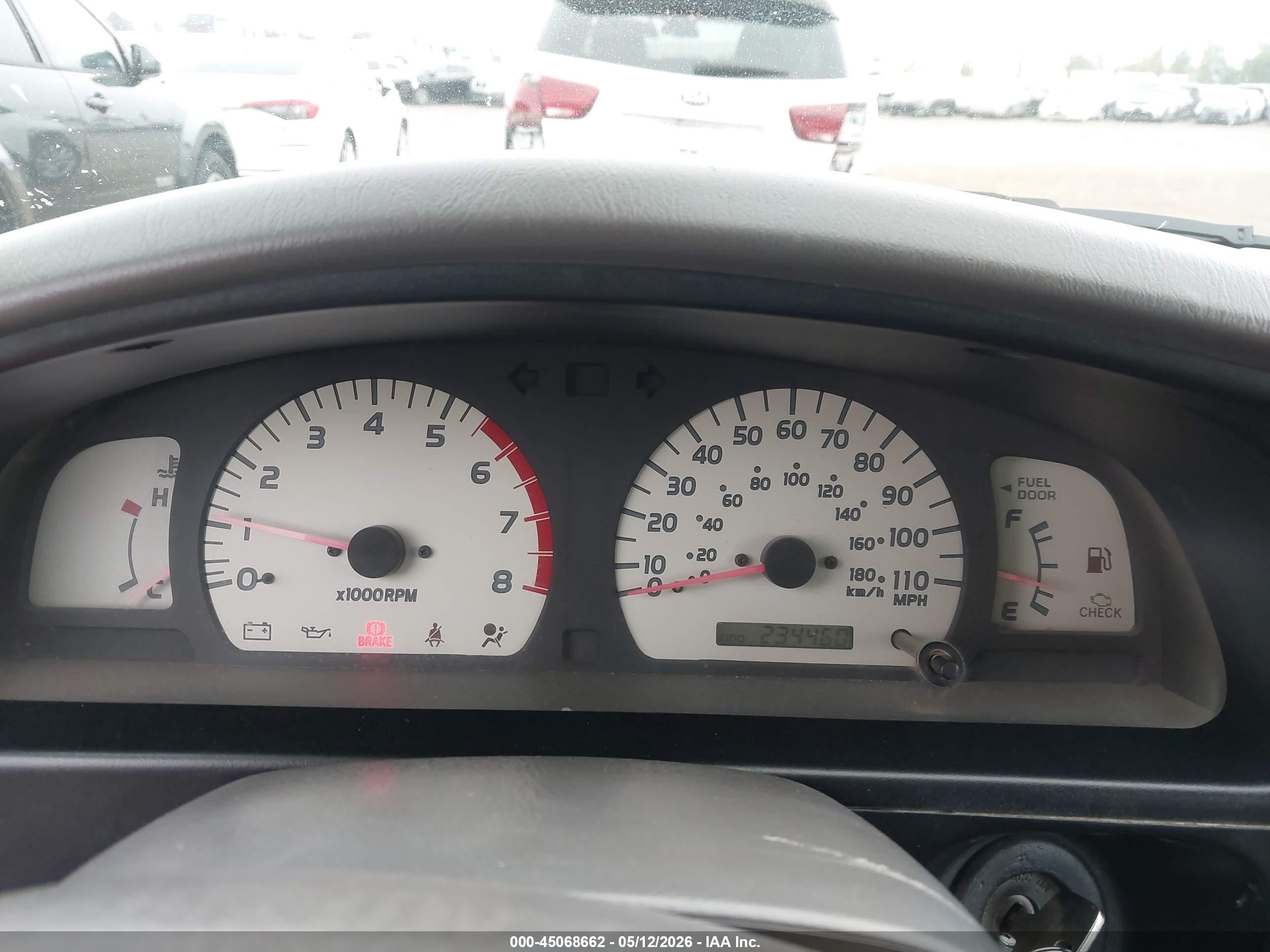 TOYOTA TACOMA image 7