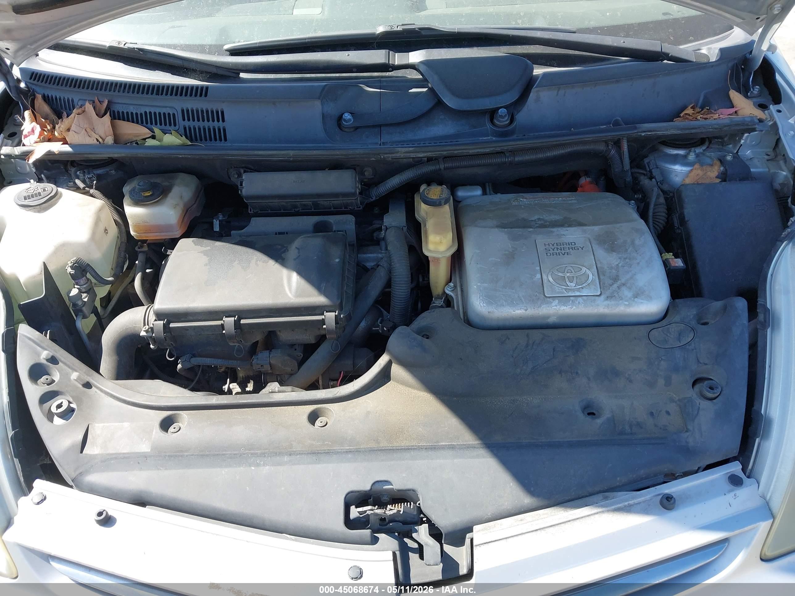 TOYOTA PRIUS image 10