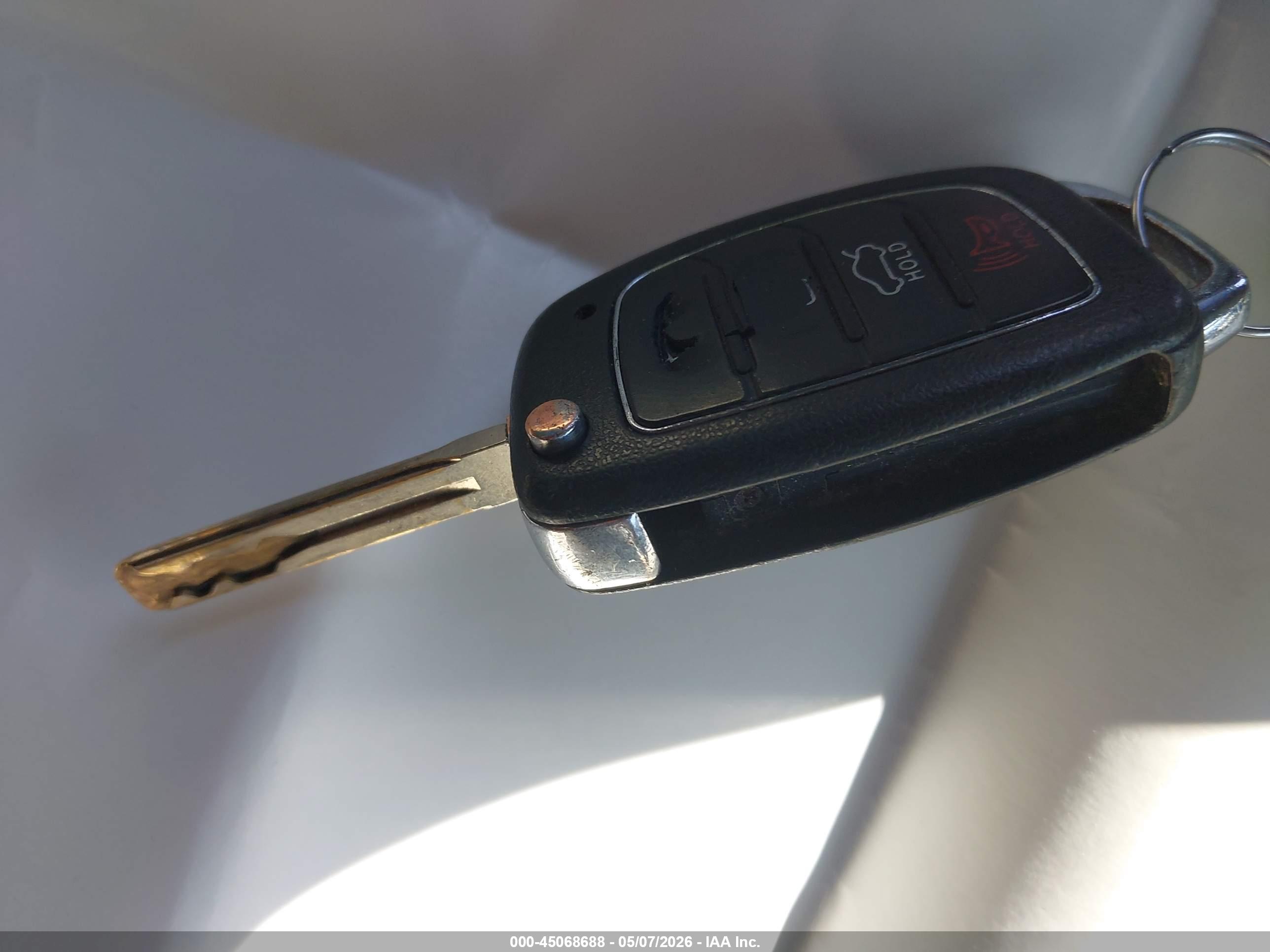 HYUNDAI SONATA image 11