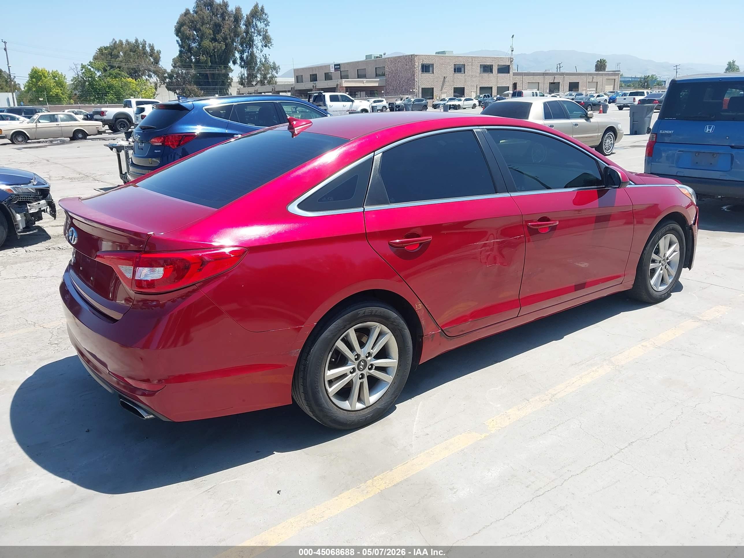 HYUNDAI SONATA image 4
