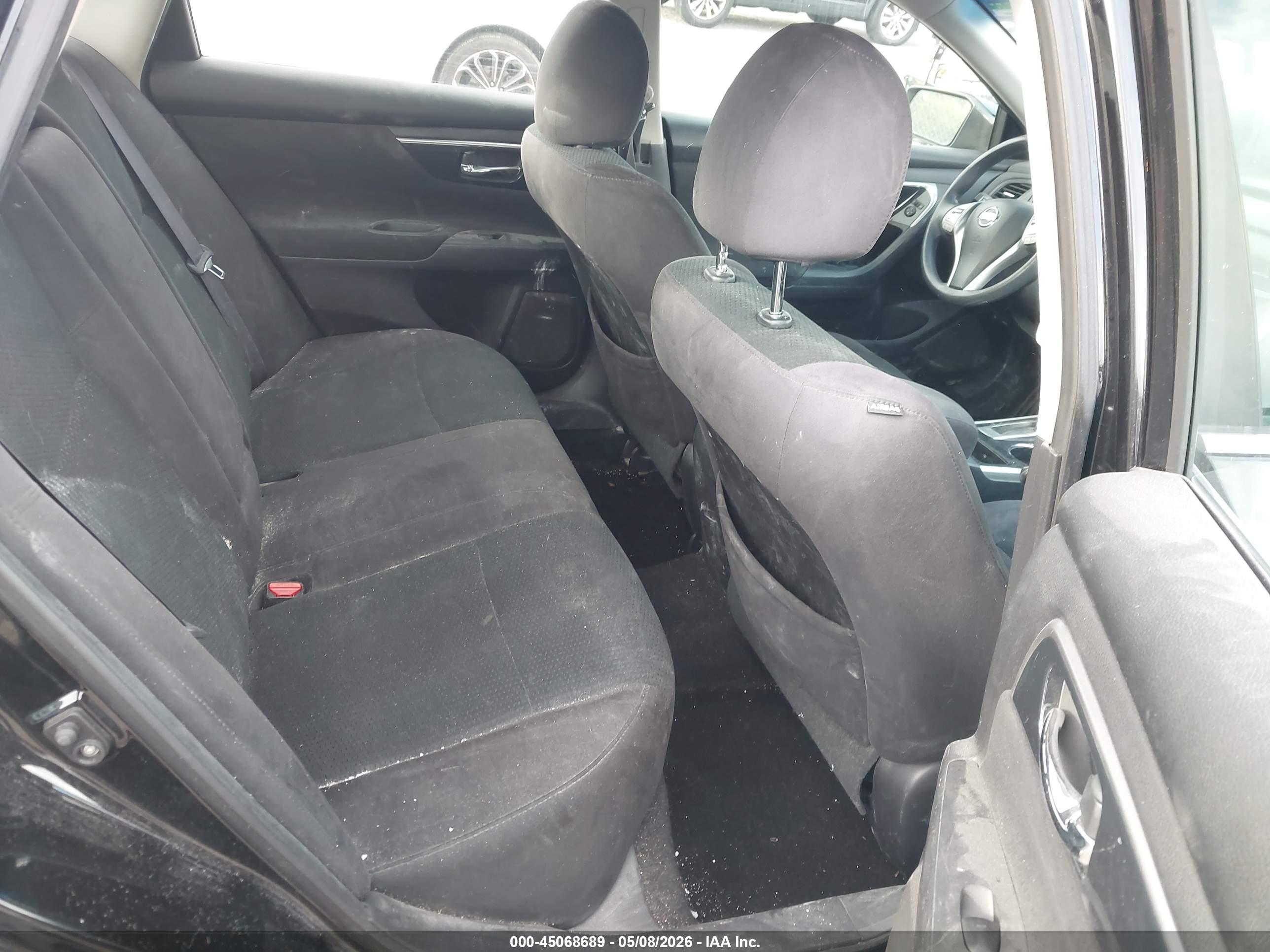 NISSAN ALTIMA image 8