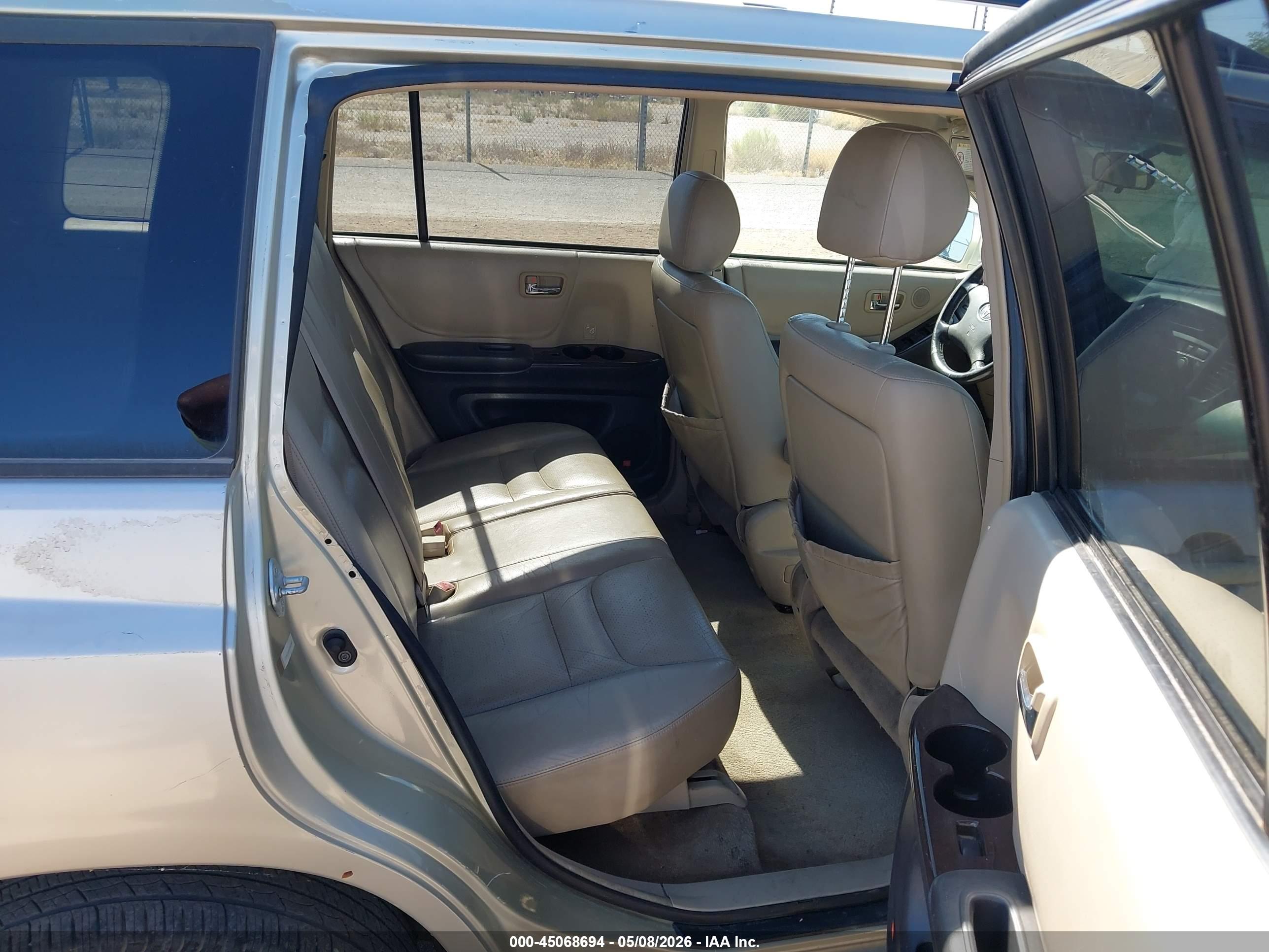 TOYOTA HIGHLANDER image 8