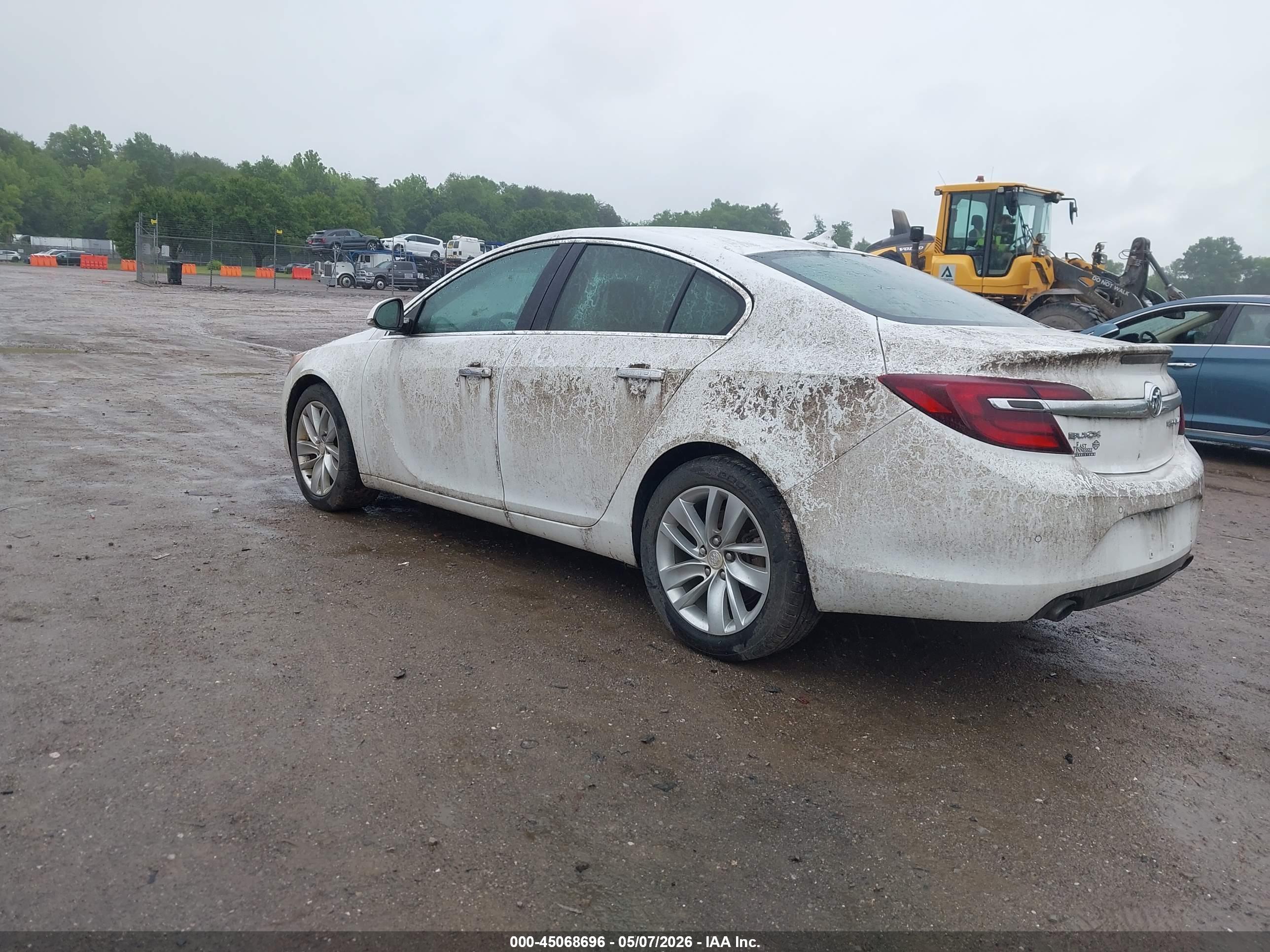 BUICK REGAL image 3