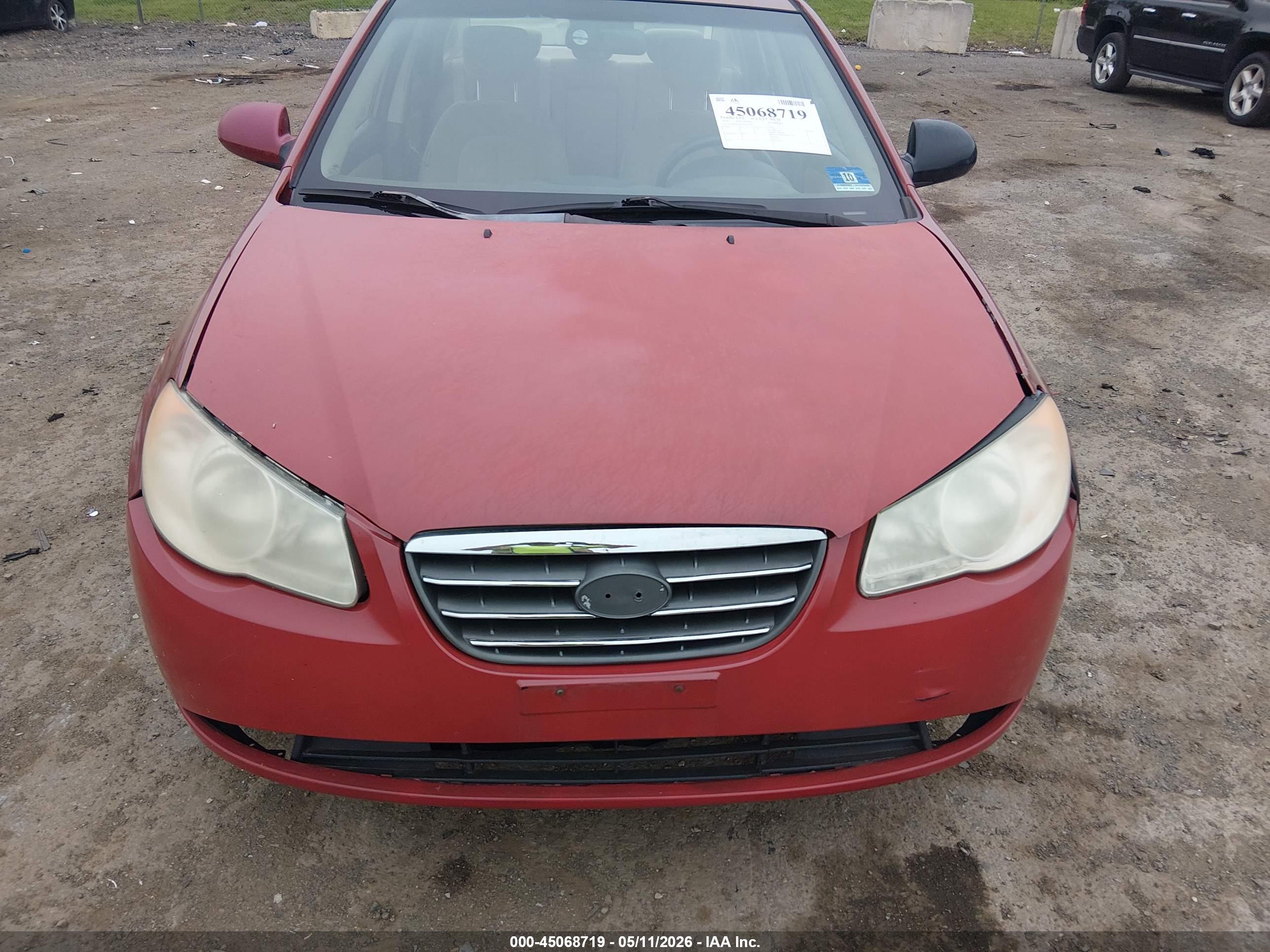 HYUNDAI ELANTRA image 6