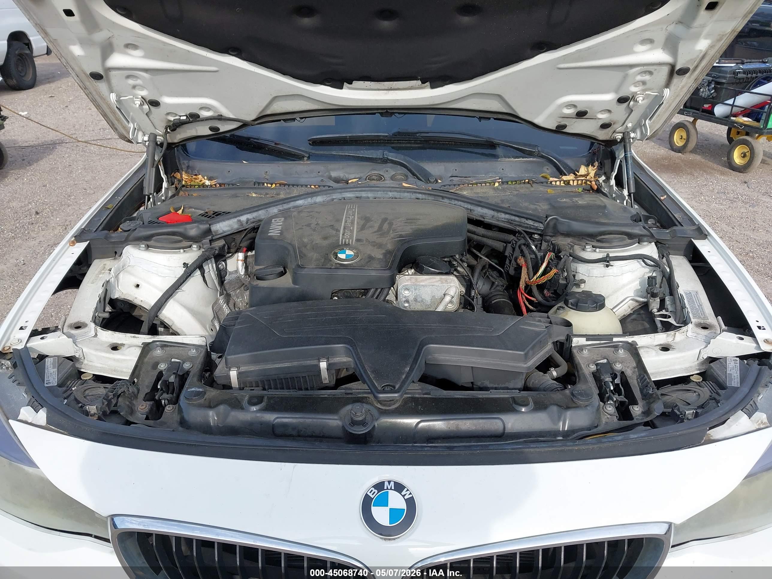 BMW 328I image 10