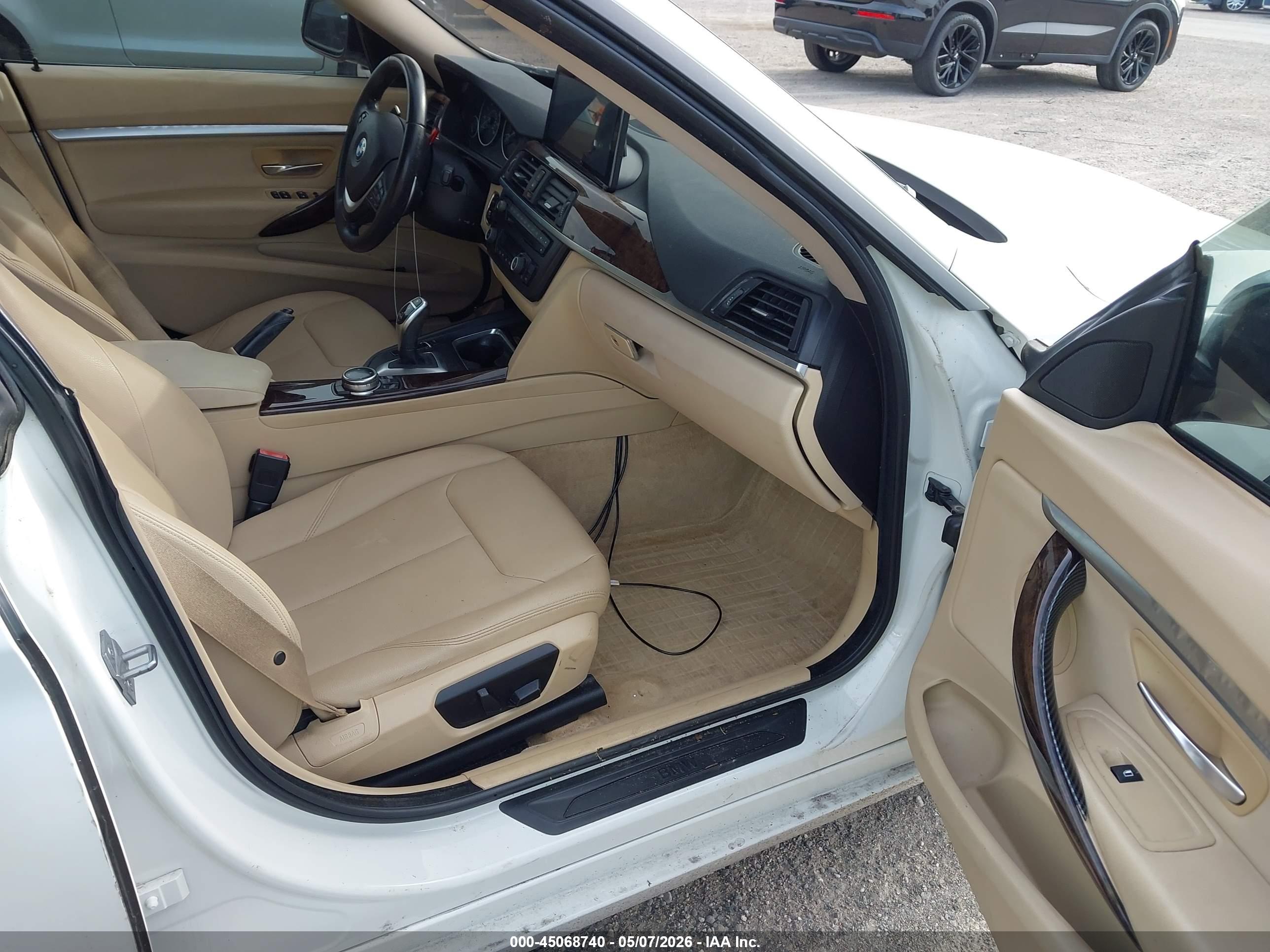 BMW 328I image 5