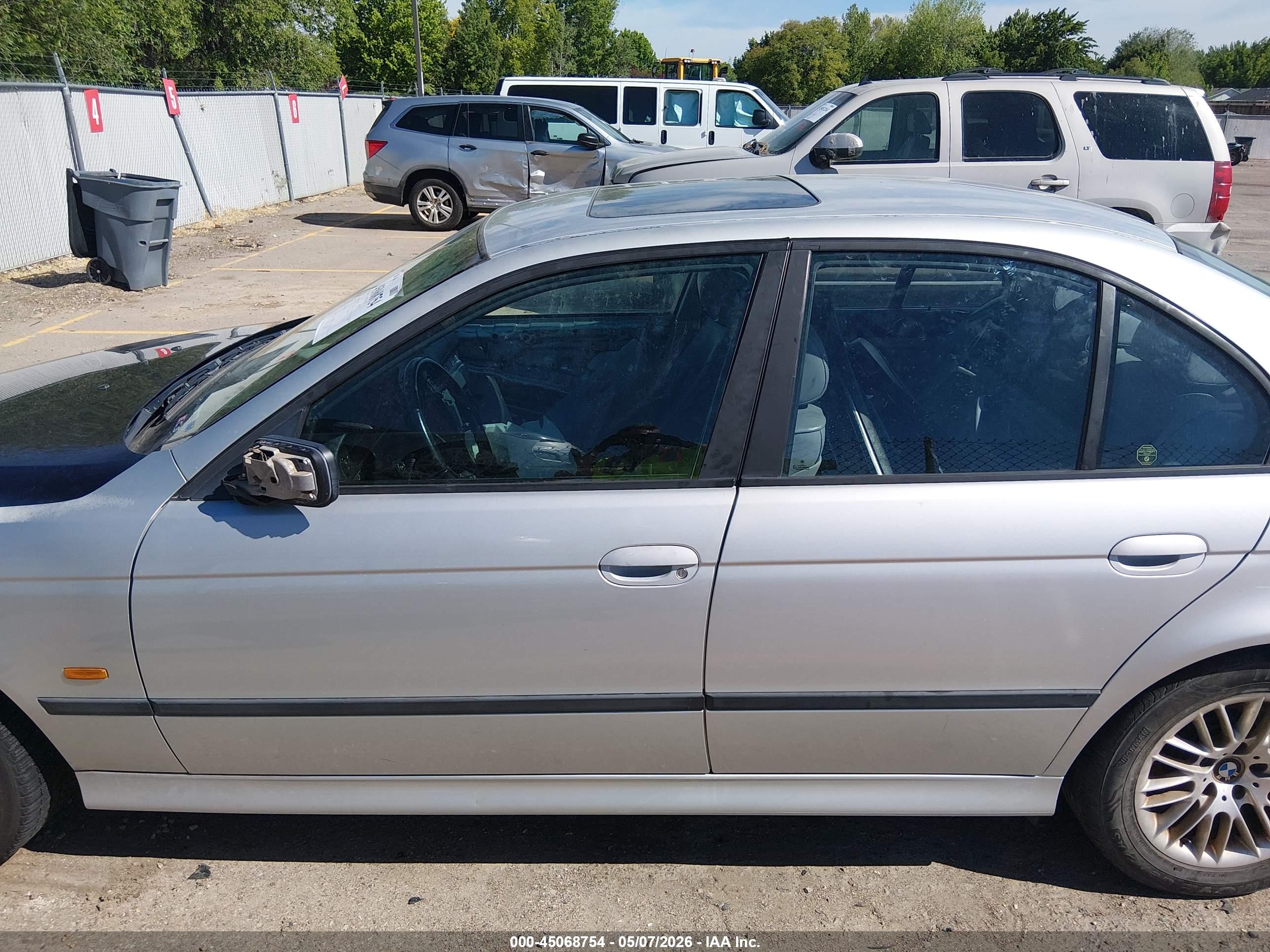 BMW 540IA image 6