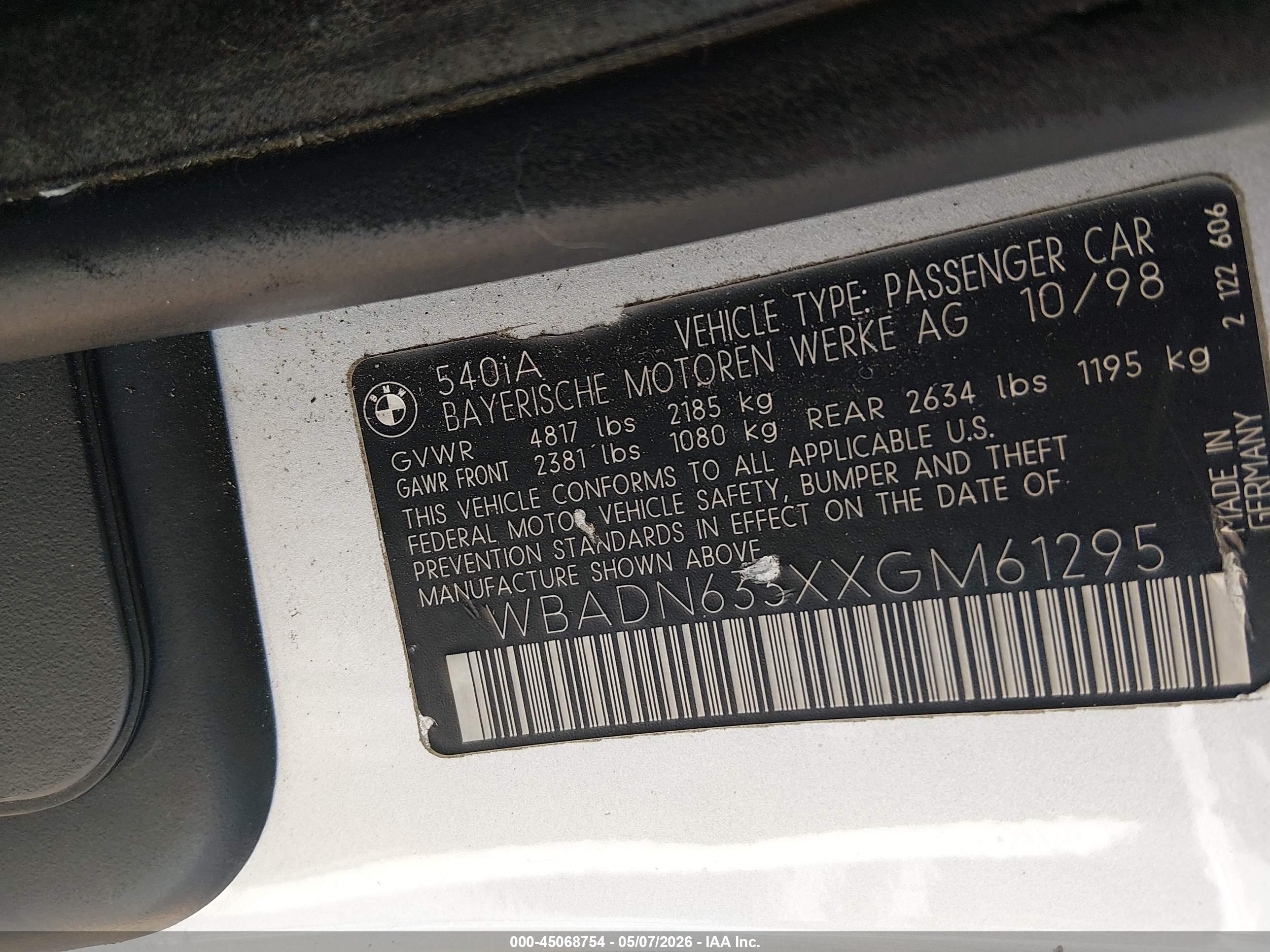 BMW 540IA image 9