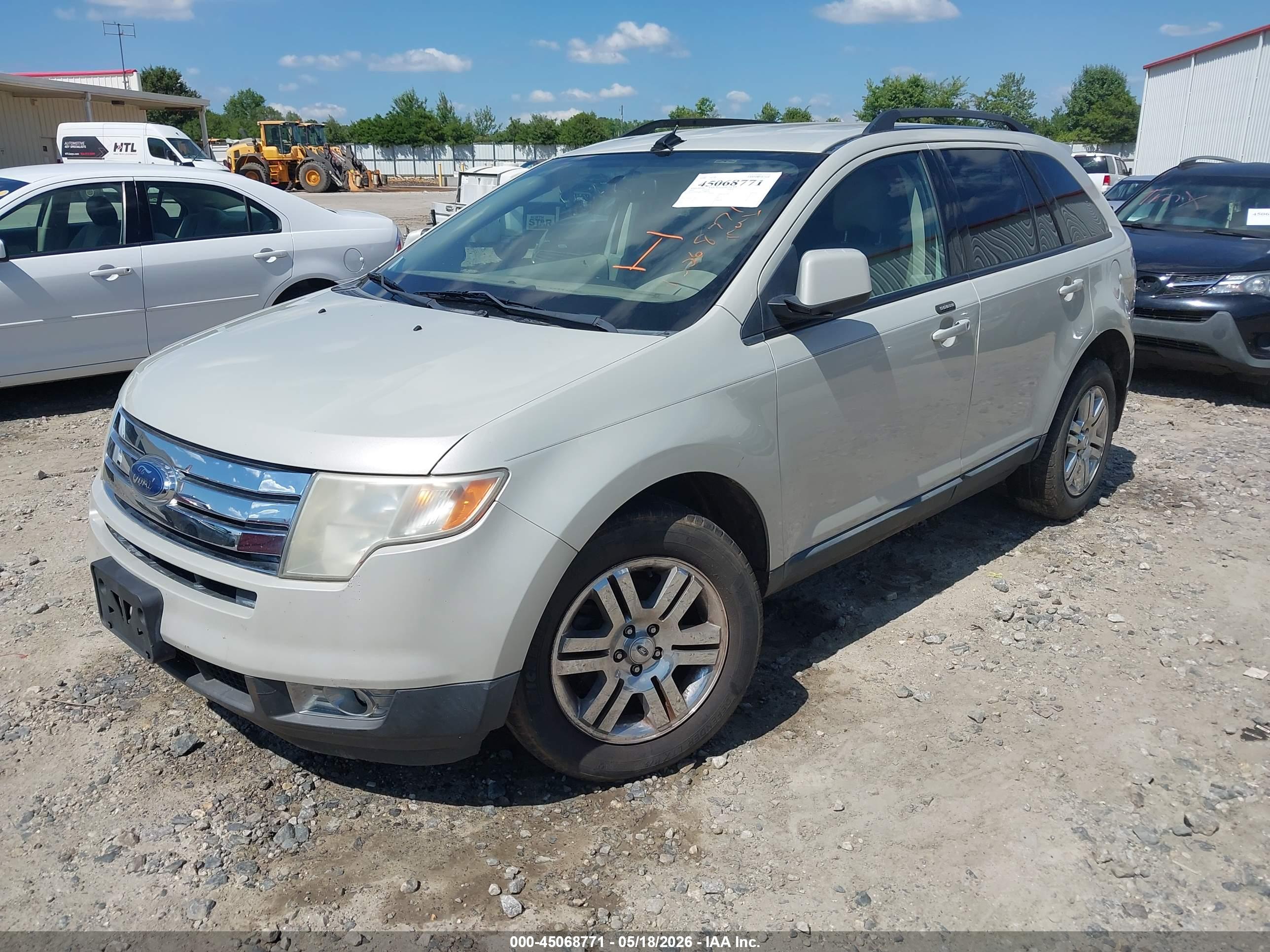FORD EDGE image 2