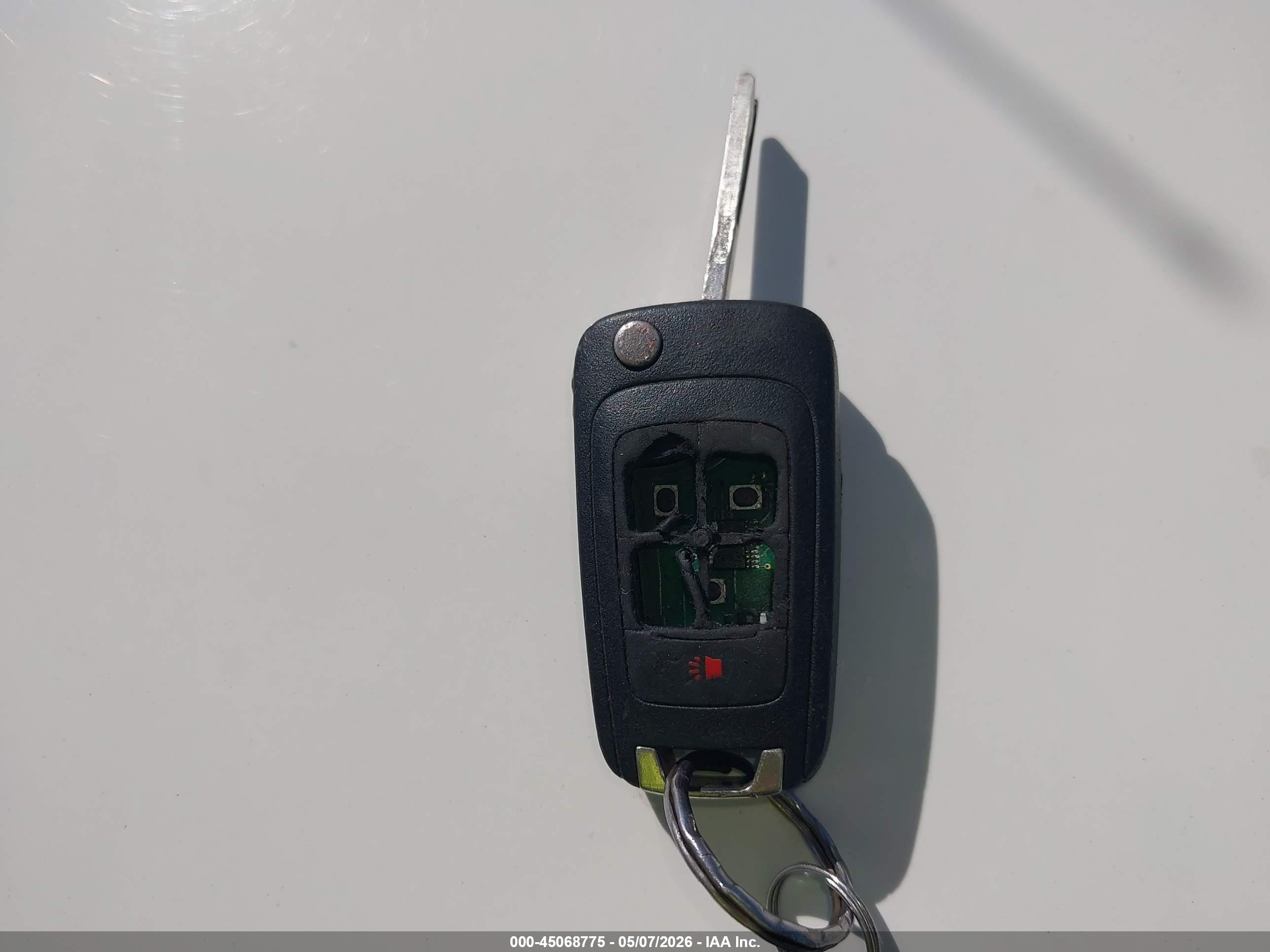 CHEVROLET EQUINOX image 11