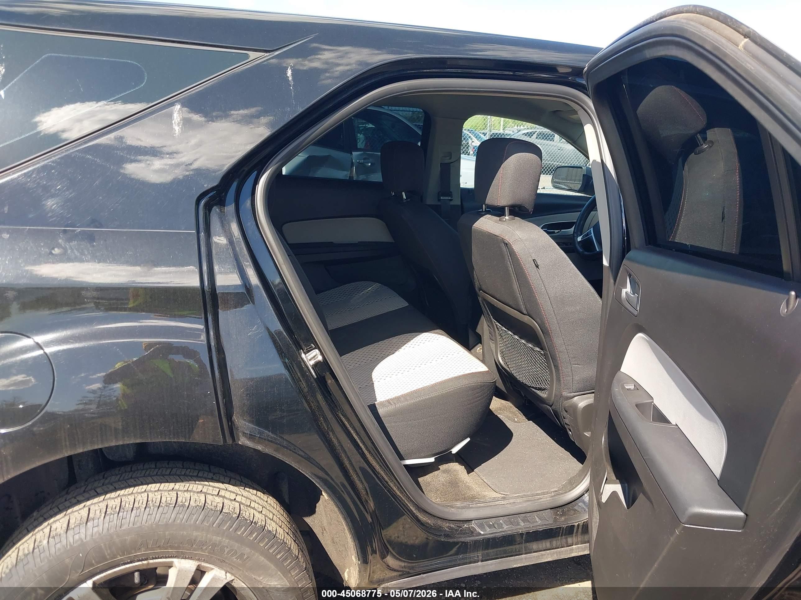 CHEVROLET EQUINOX image 8