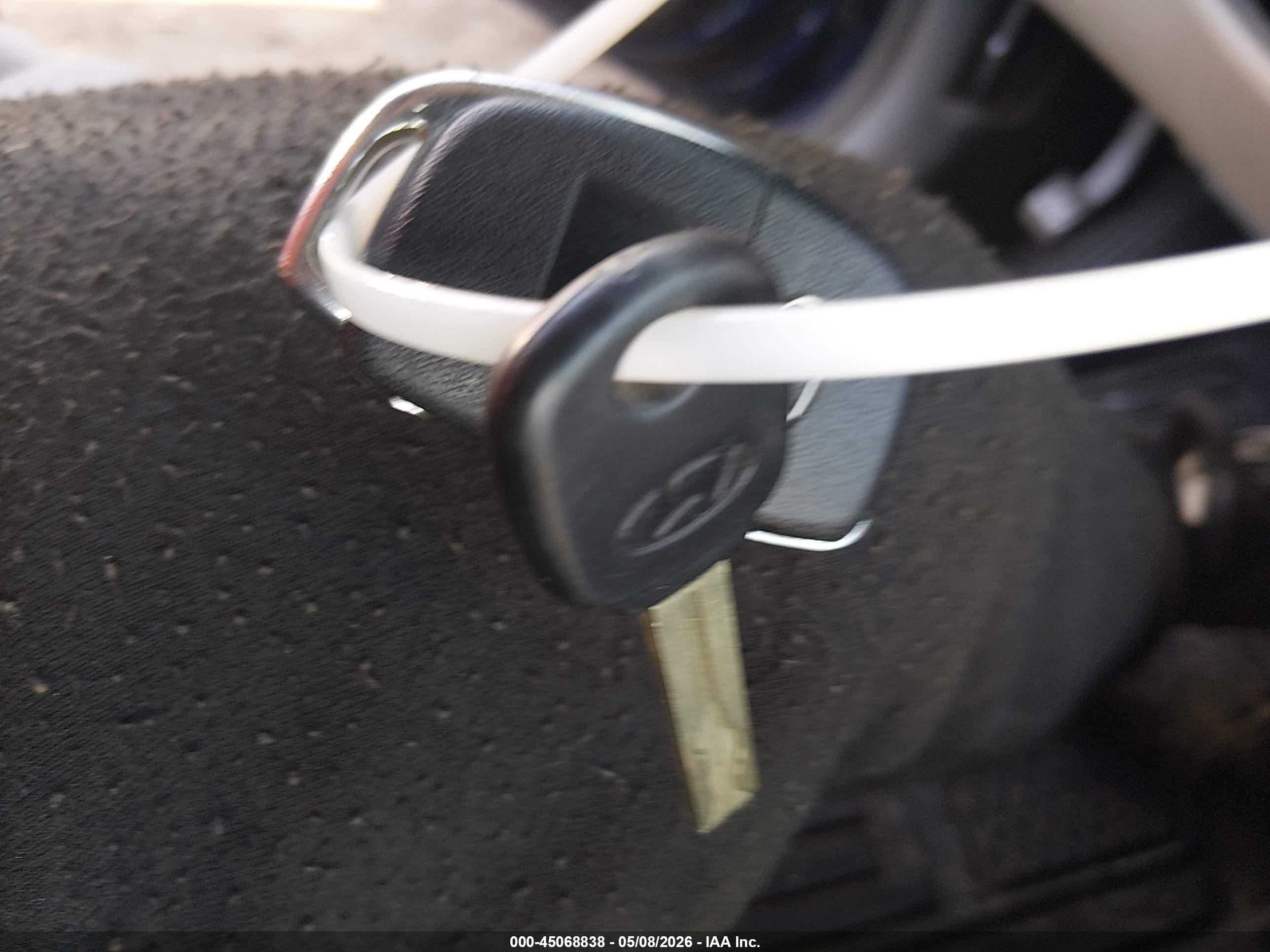 HYUNDAI SONATA image 11