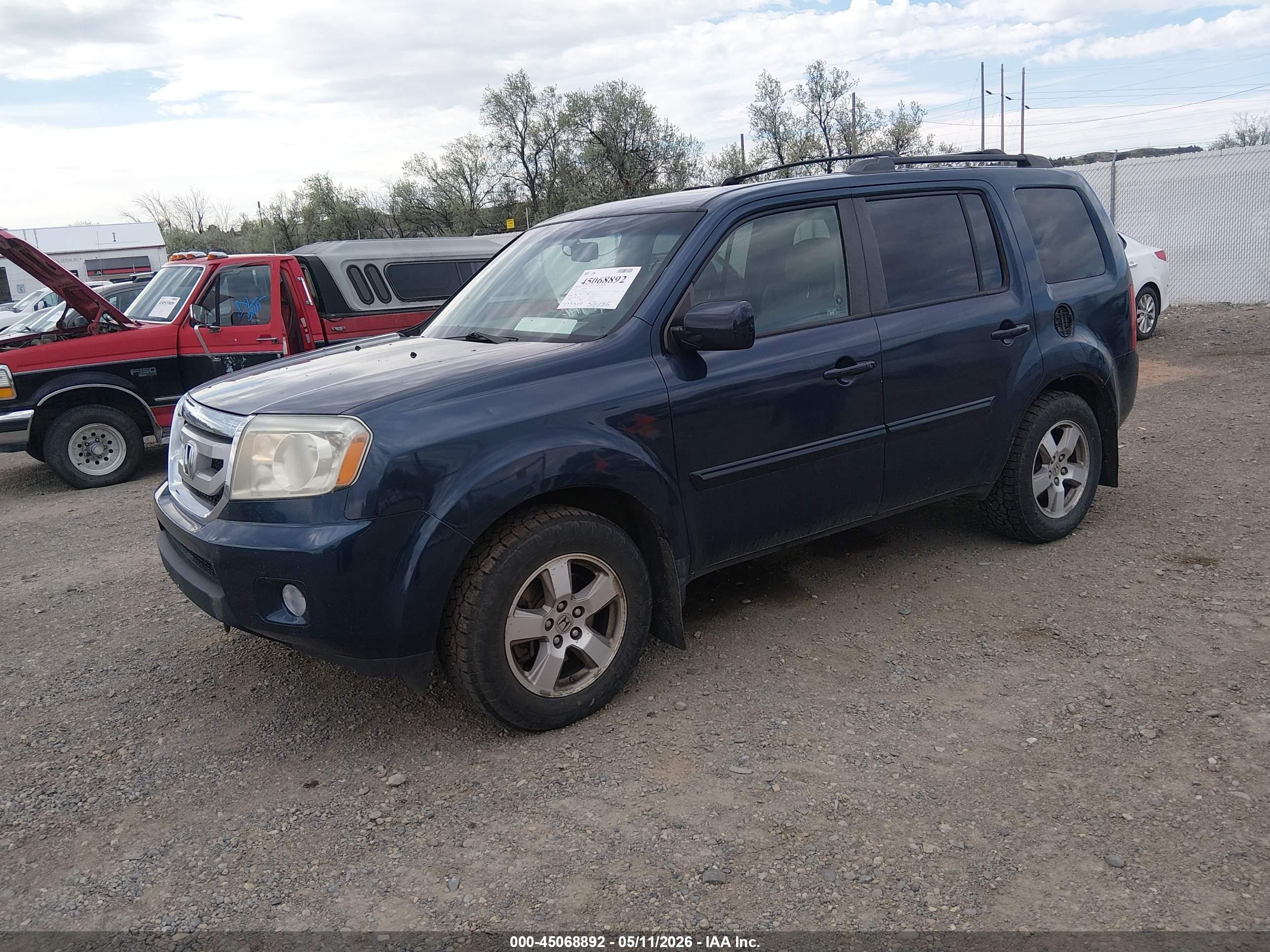 HONDA PILOT image 2