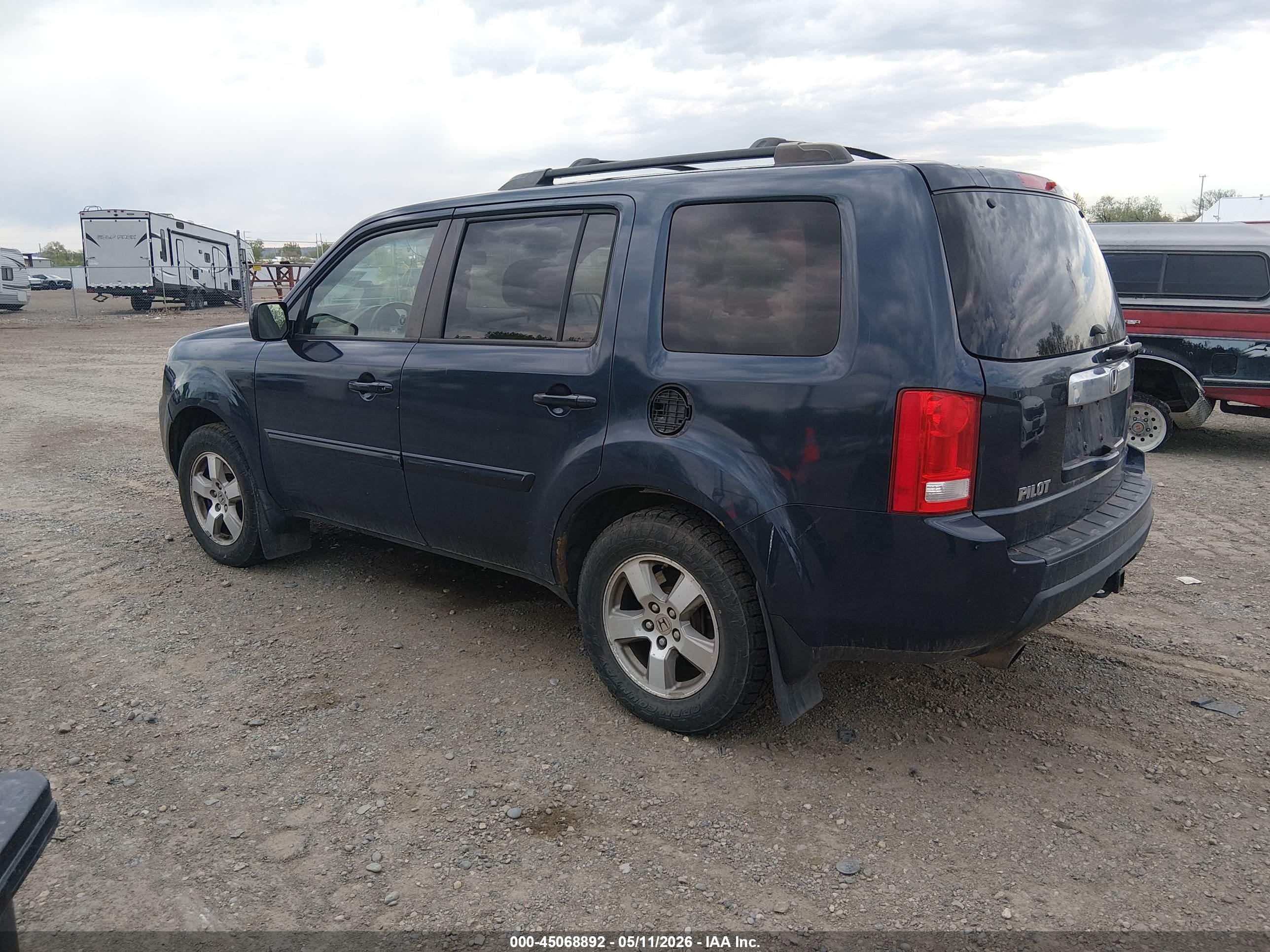 HONDA PILOT image 3