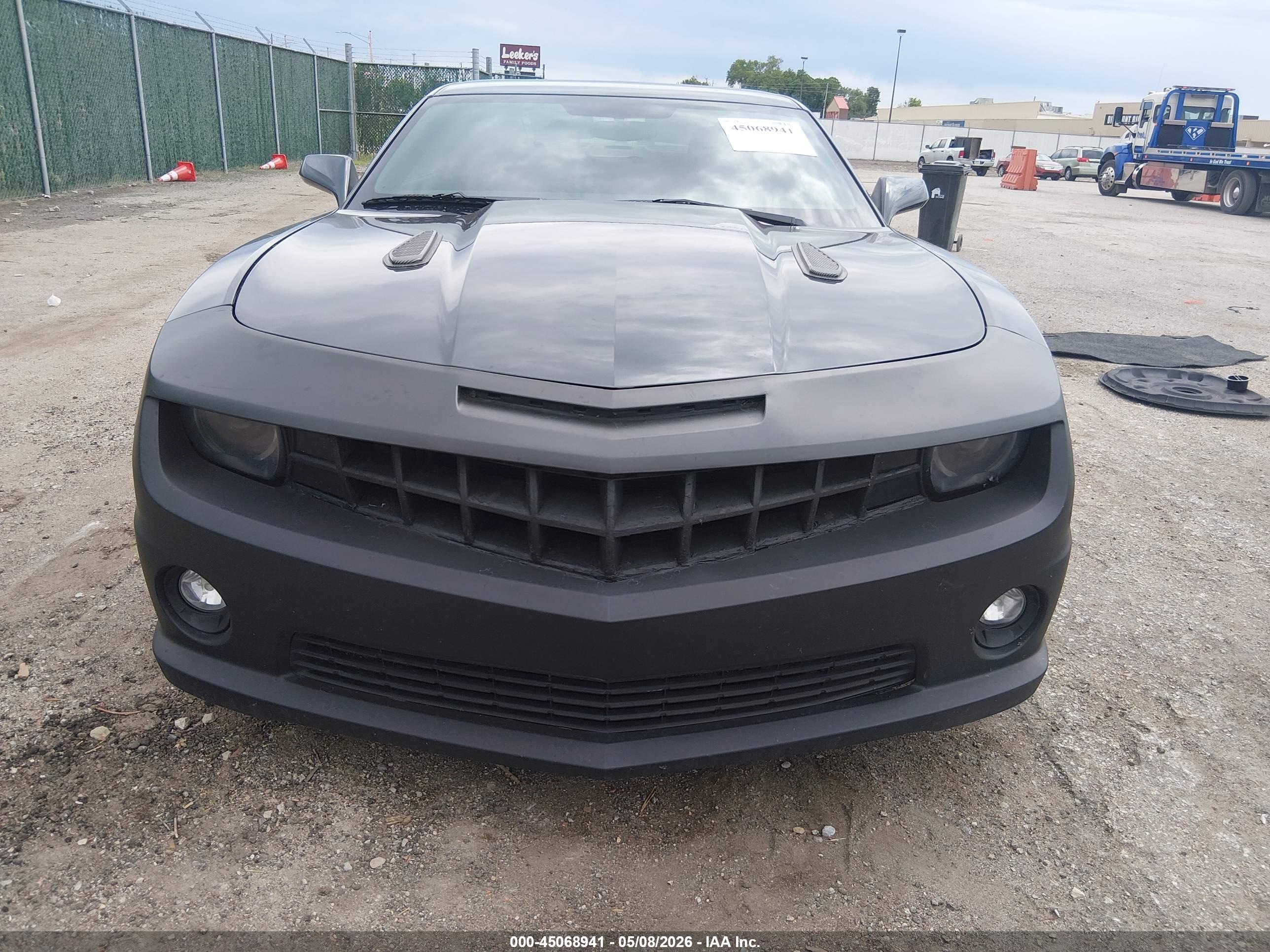 CHEVROLET CAMARO image 6