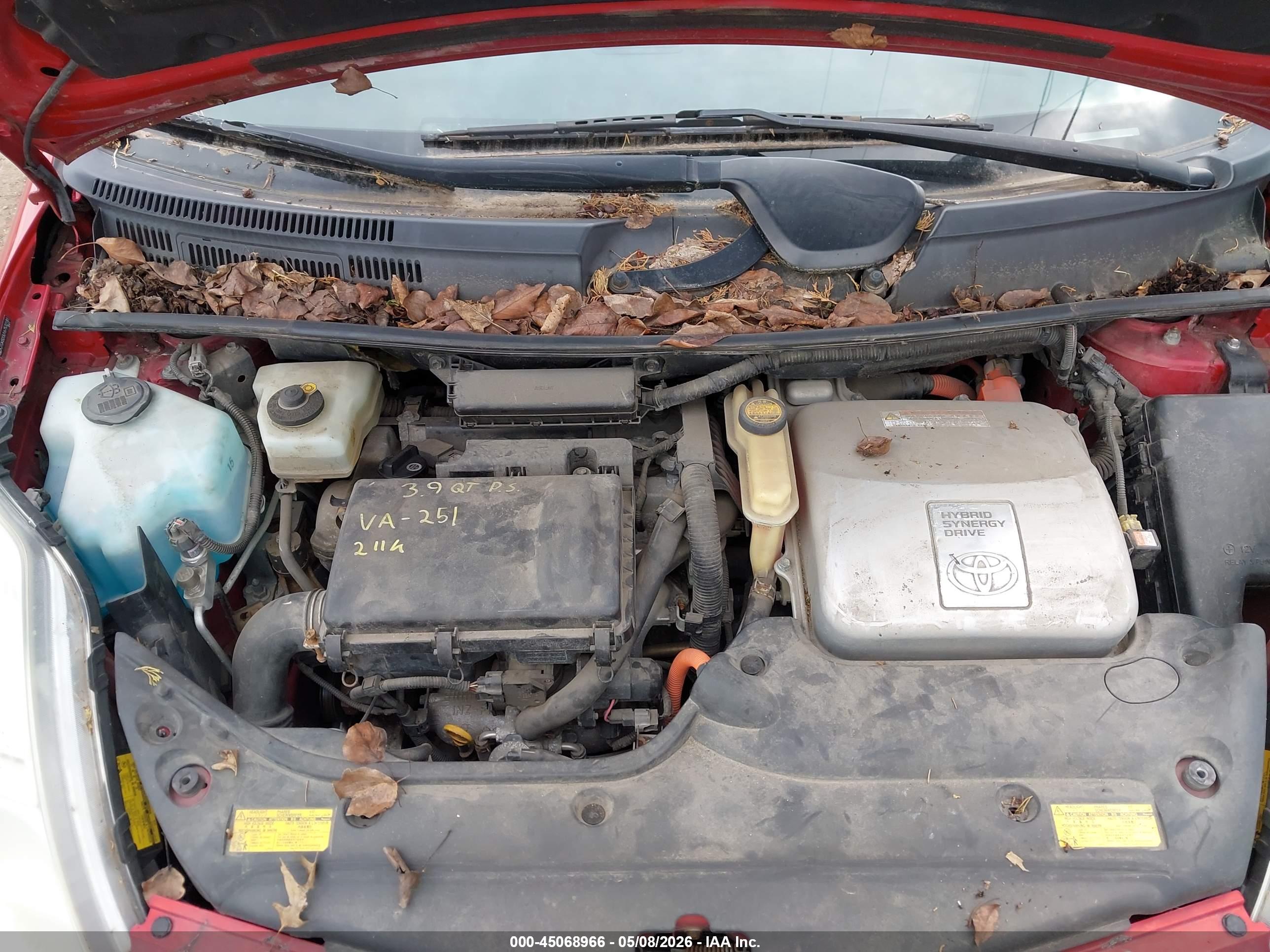 TOYOTA PRIUS image 10