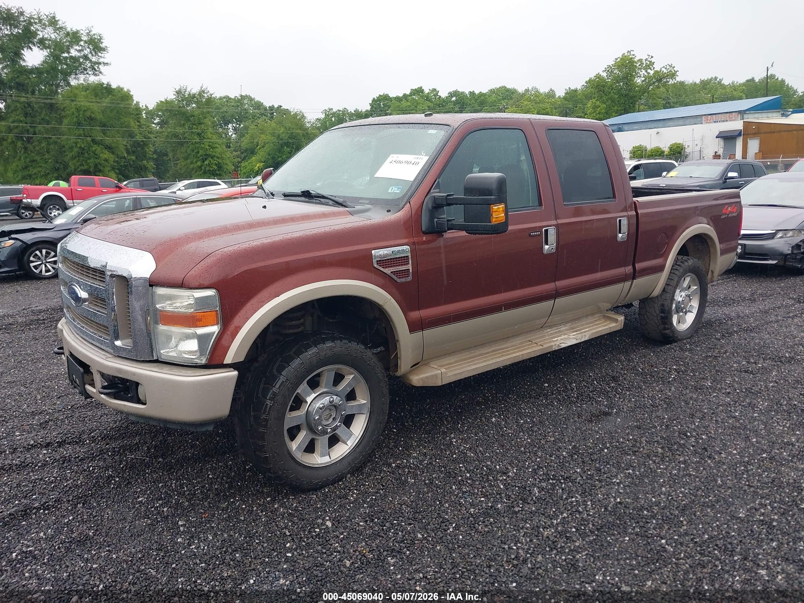 FORD F-250 image 2