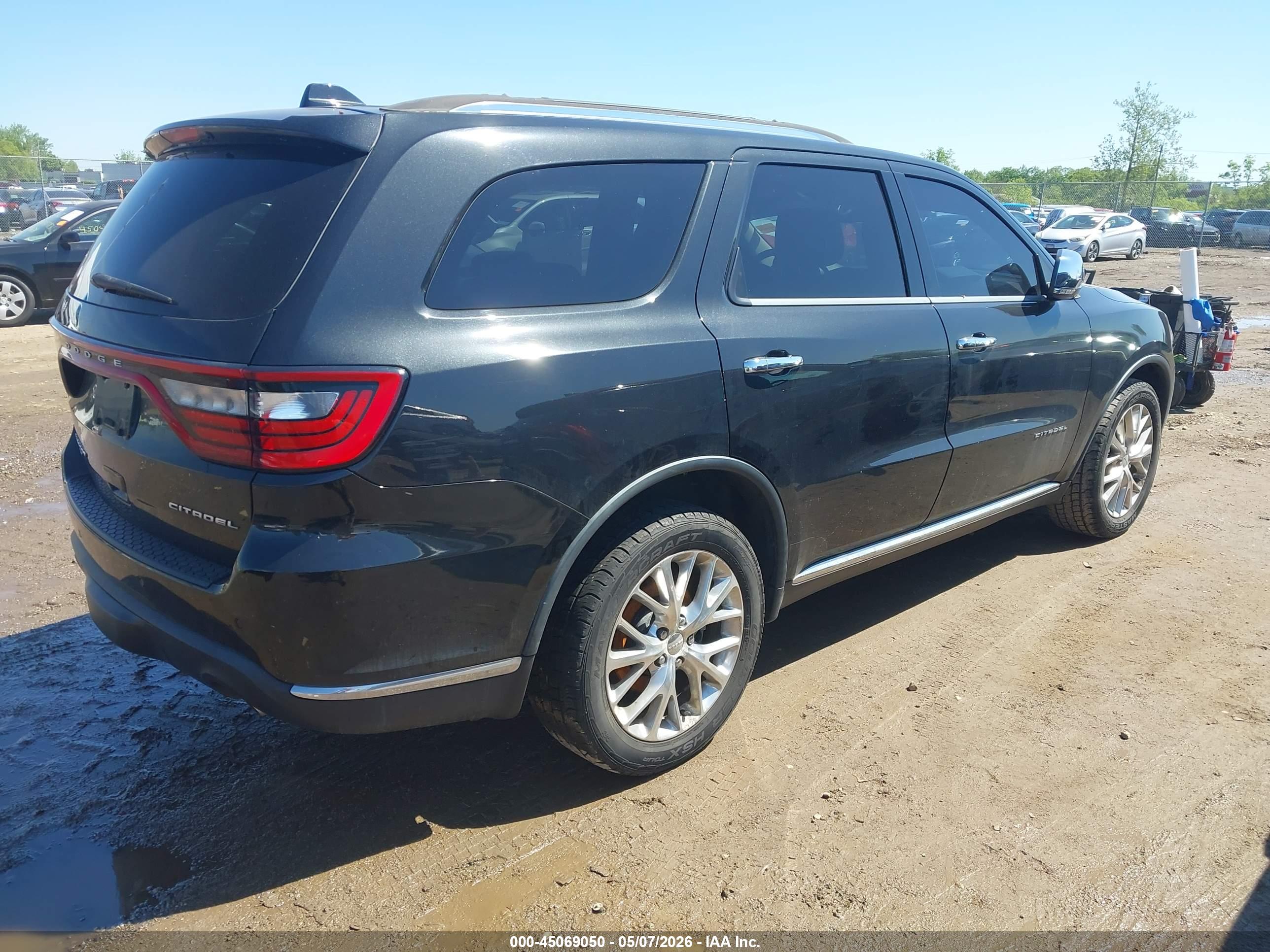 DODGE DURANGO image 4