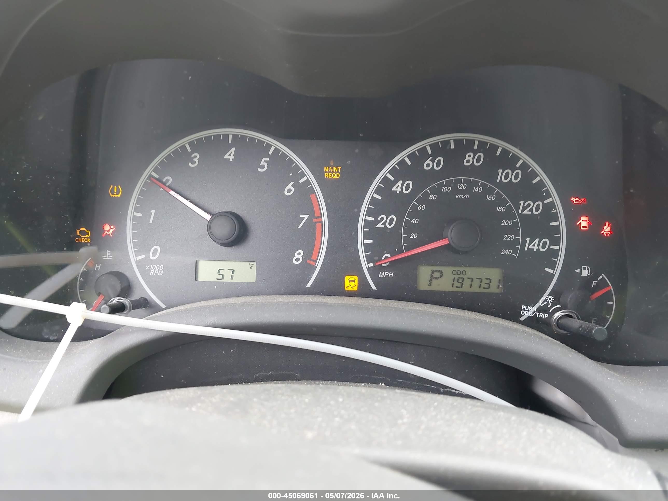TOYOTA COROLLA image 7