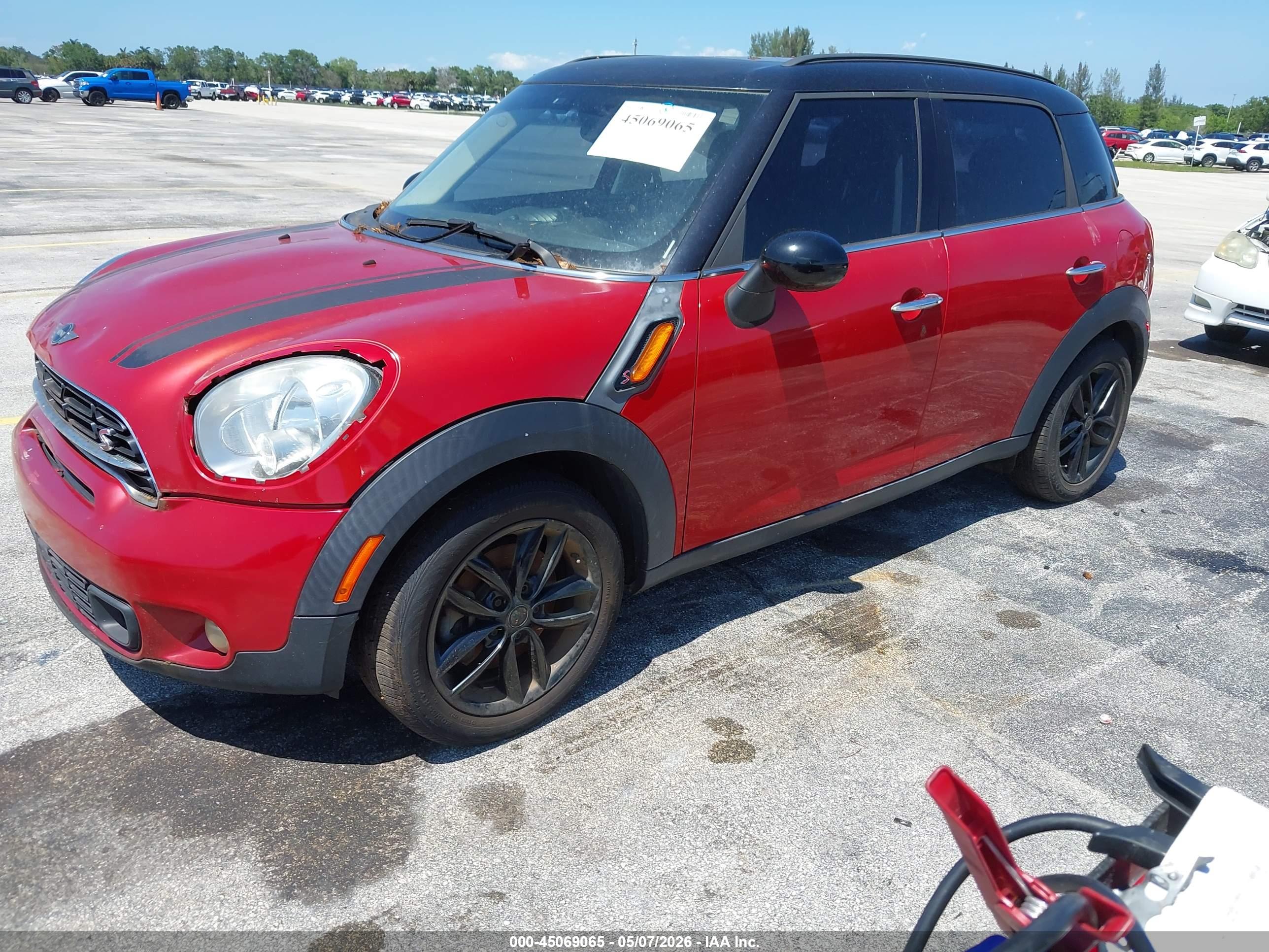 MINI COUNTRYMAN image 2