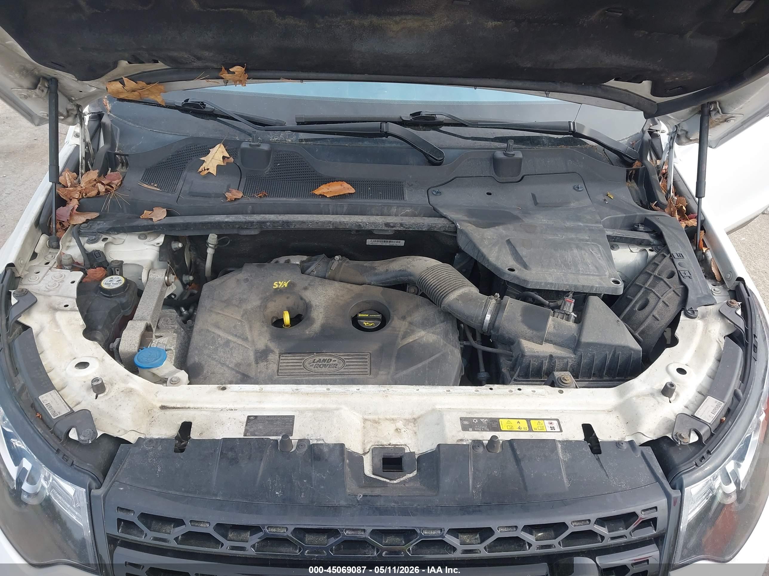 LAND ROVER image 10