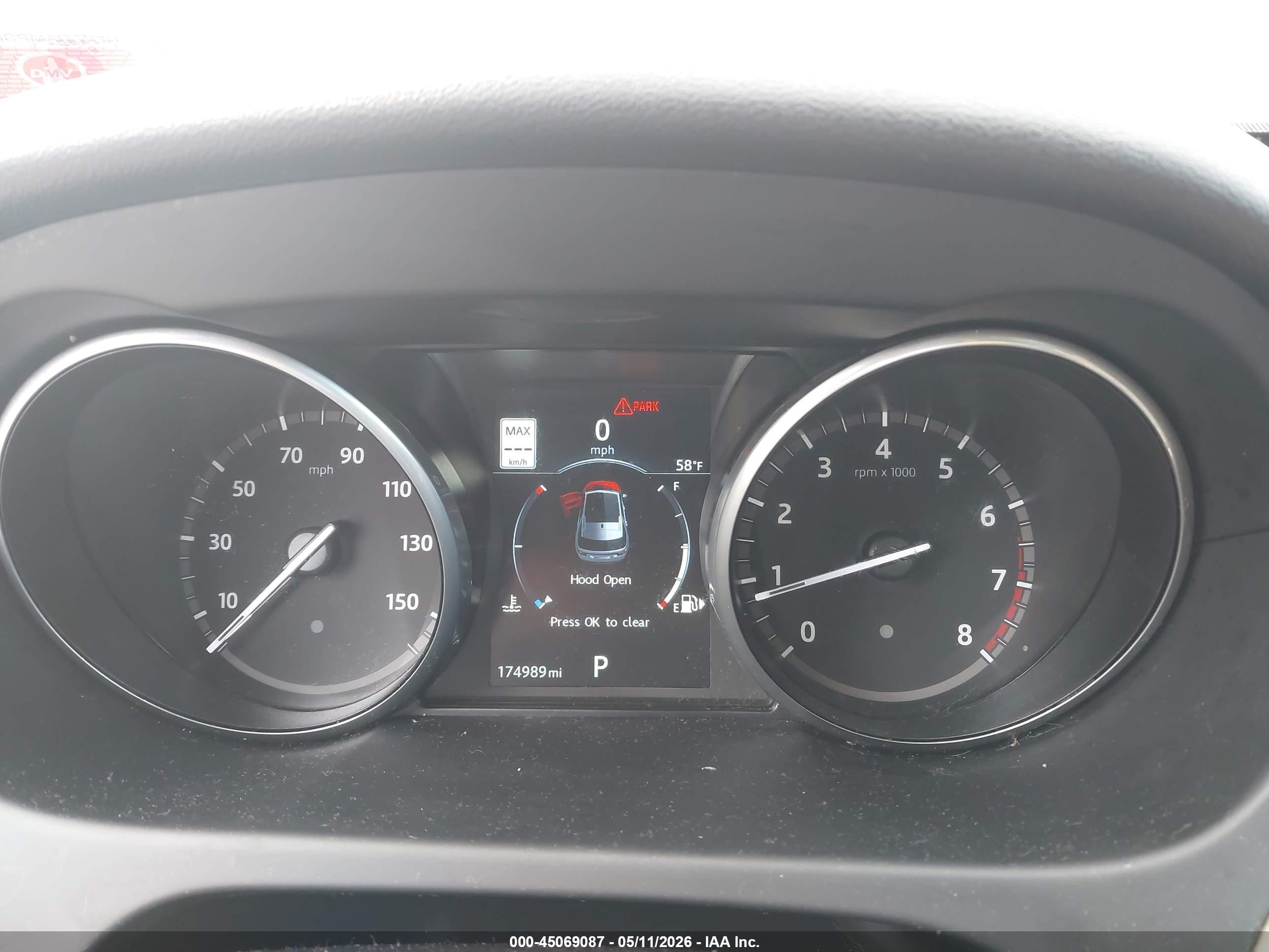 LAND ROVER image 7